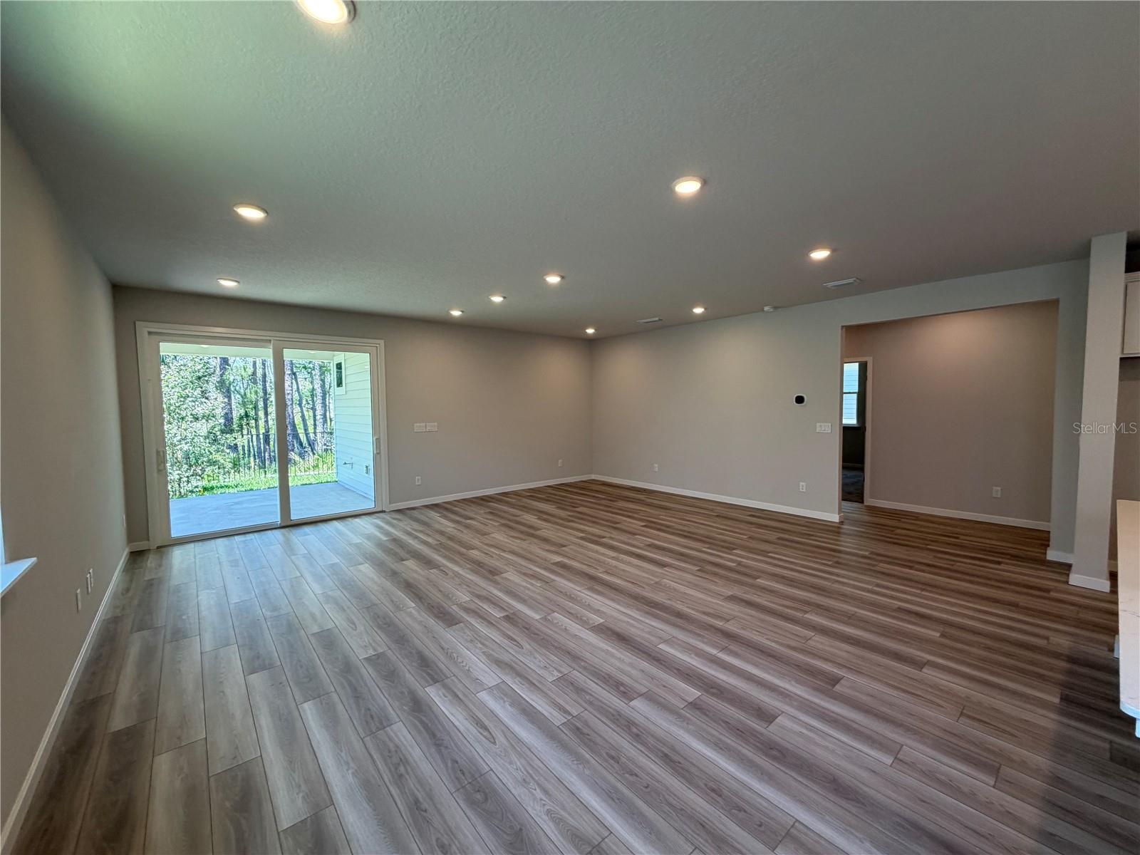 RESERVE EAST - Residential