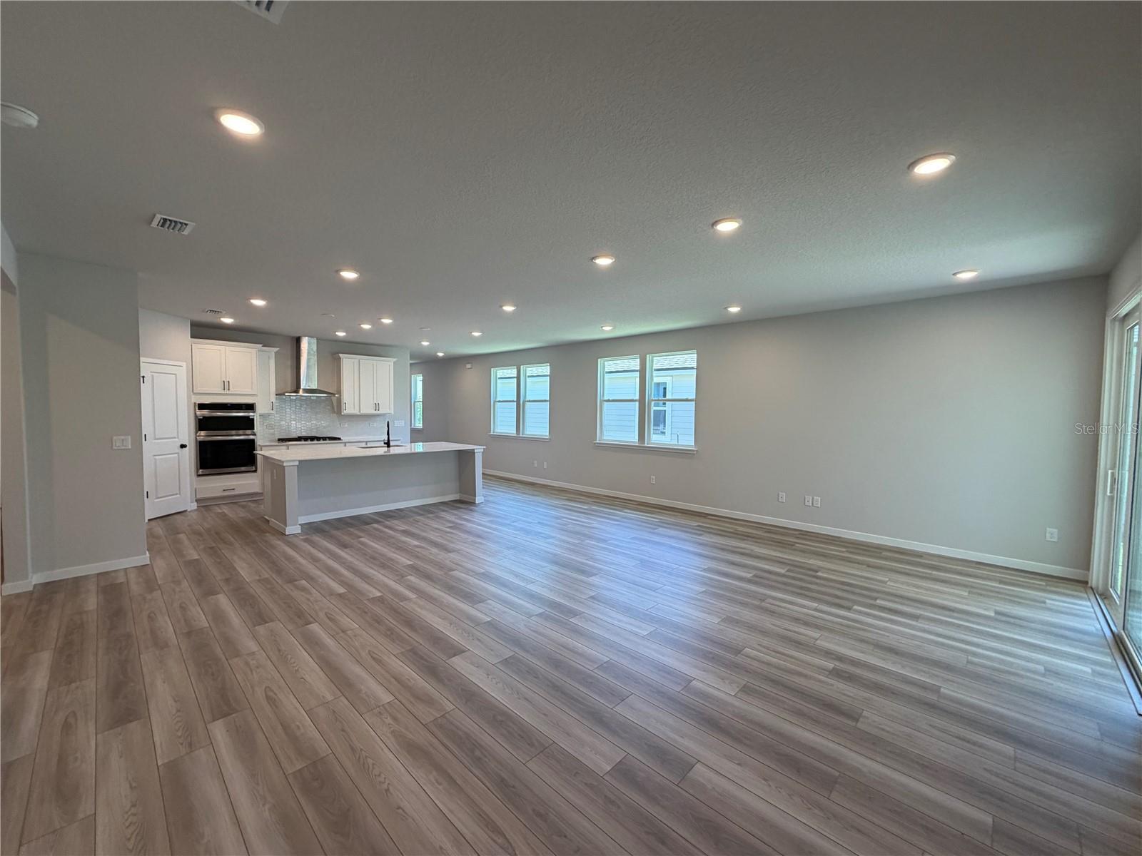 RESERVE EAST - Residential