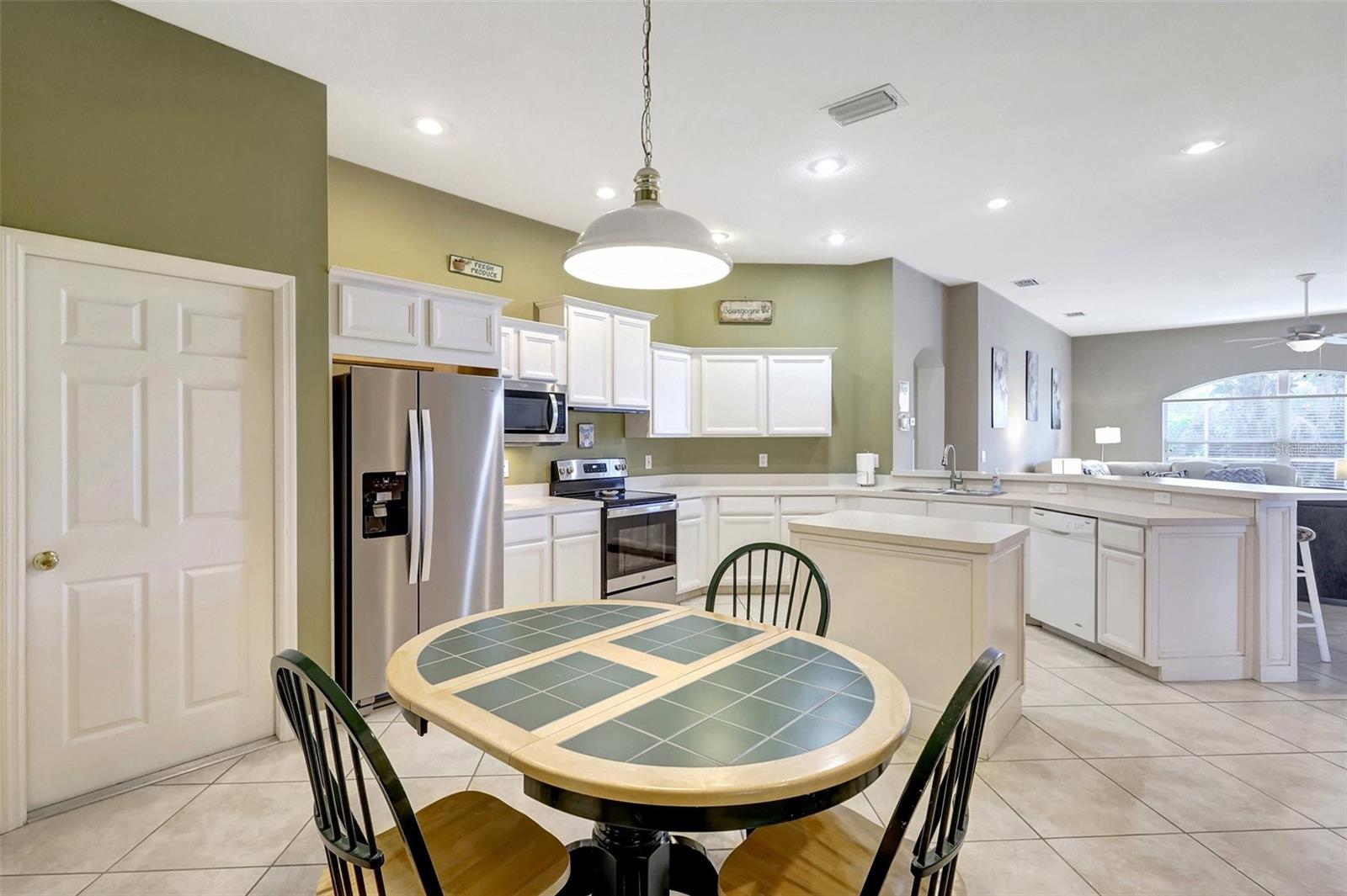 SABAL HARBOUR PH IV - Residential