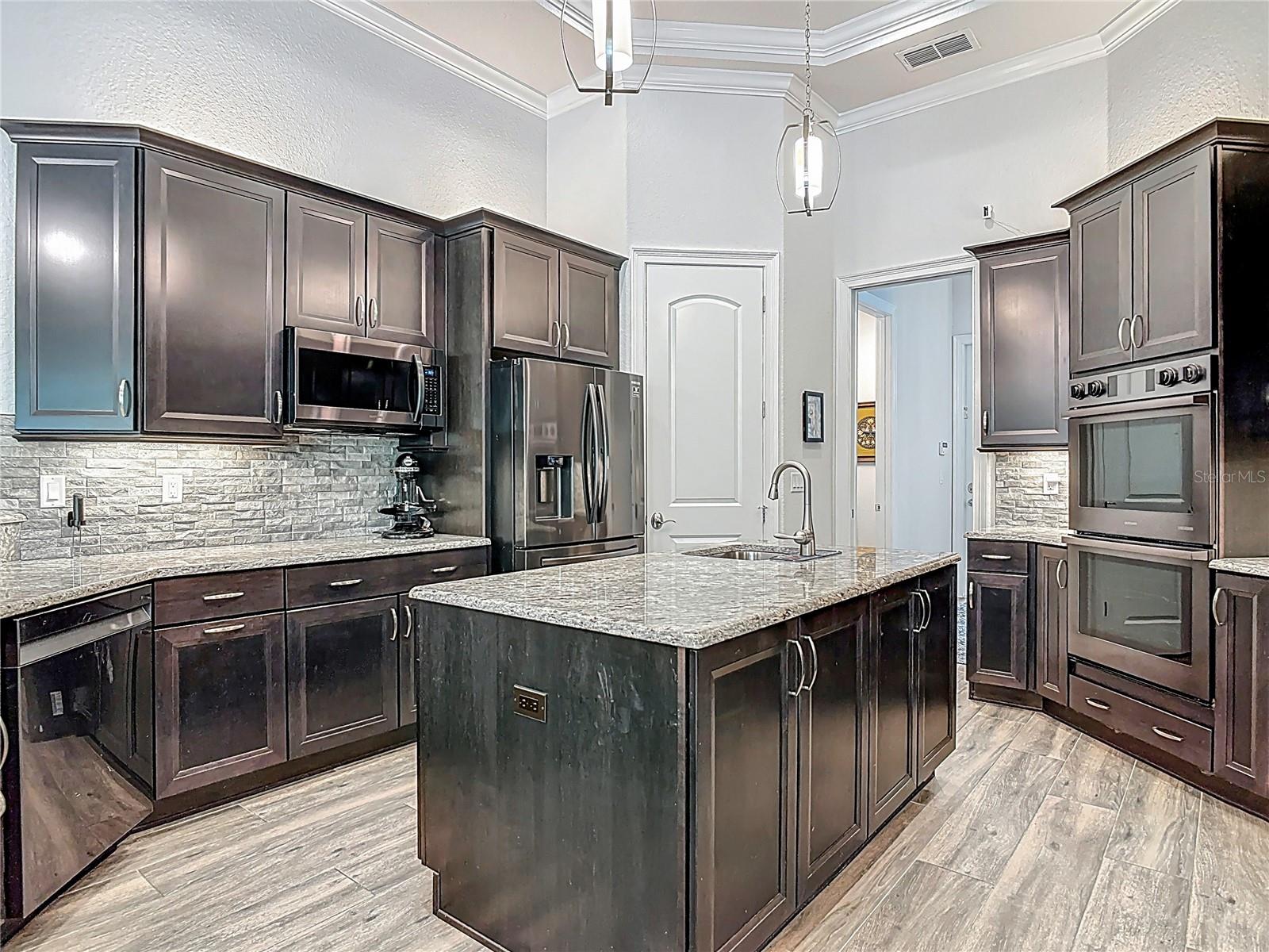 ASHBY COVE ESTATES - Residential