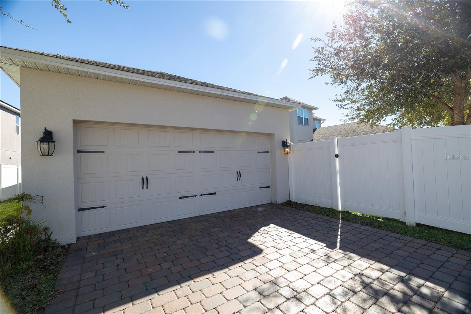 SUMMERLAKE - Residential