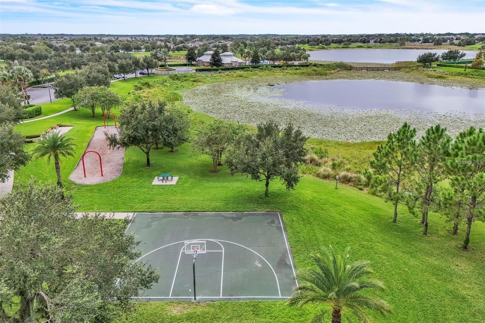 SUMMERLAKE - Residential