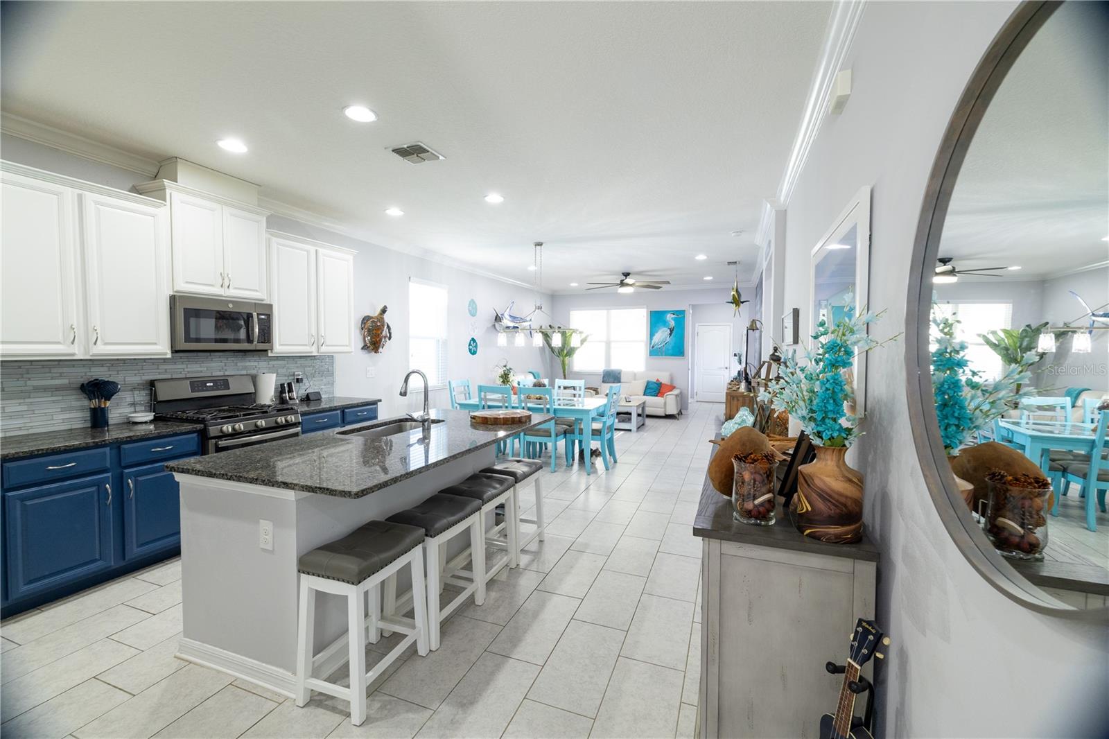 SUMMERLAKE - Residential