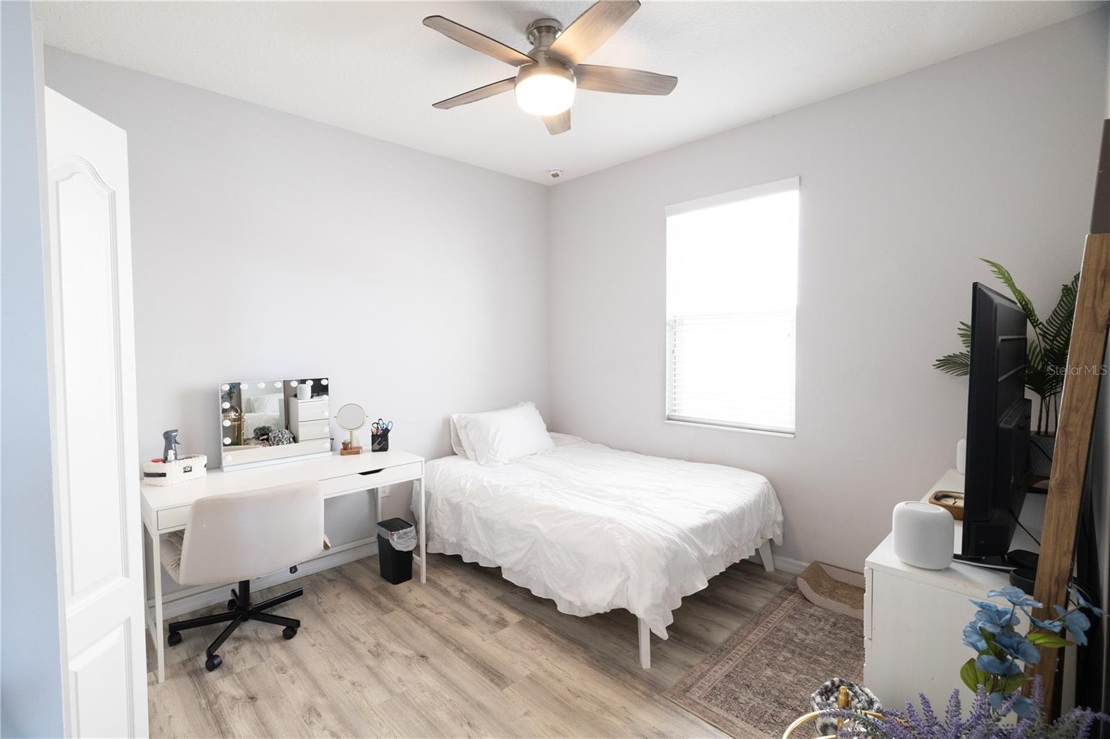 SUMMERLAKE - Residential