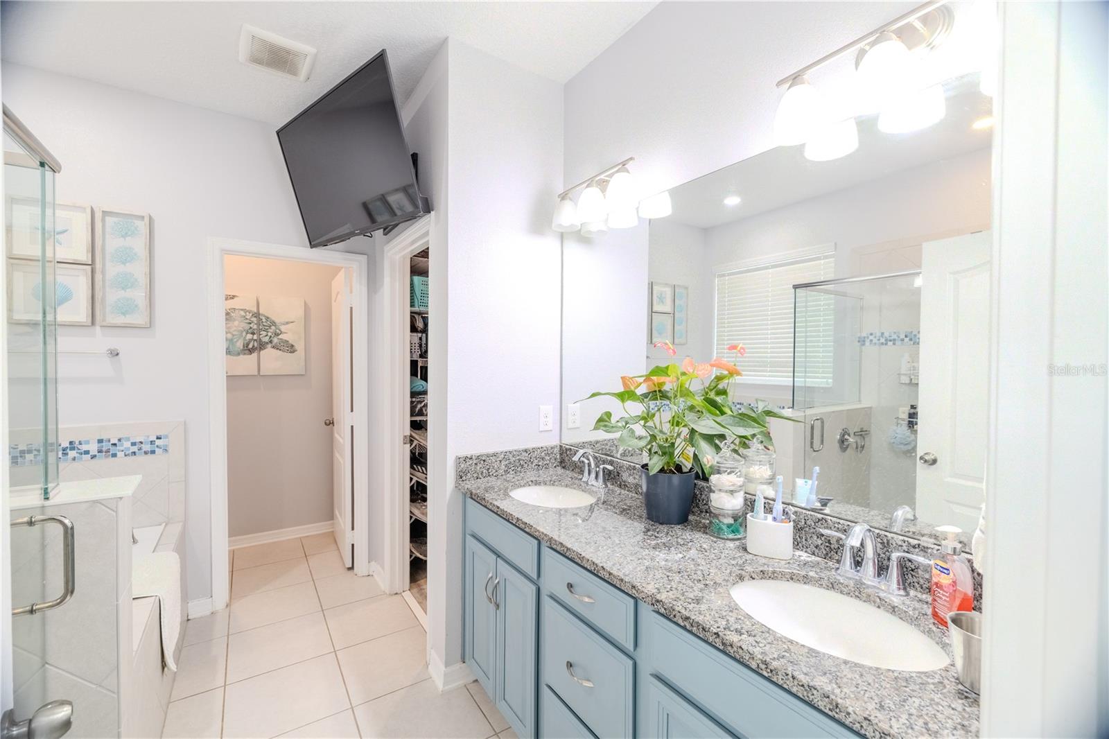 SUMMERLAKE - Residential