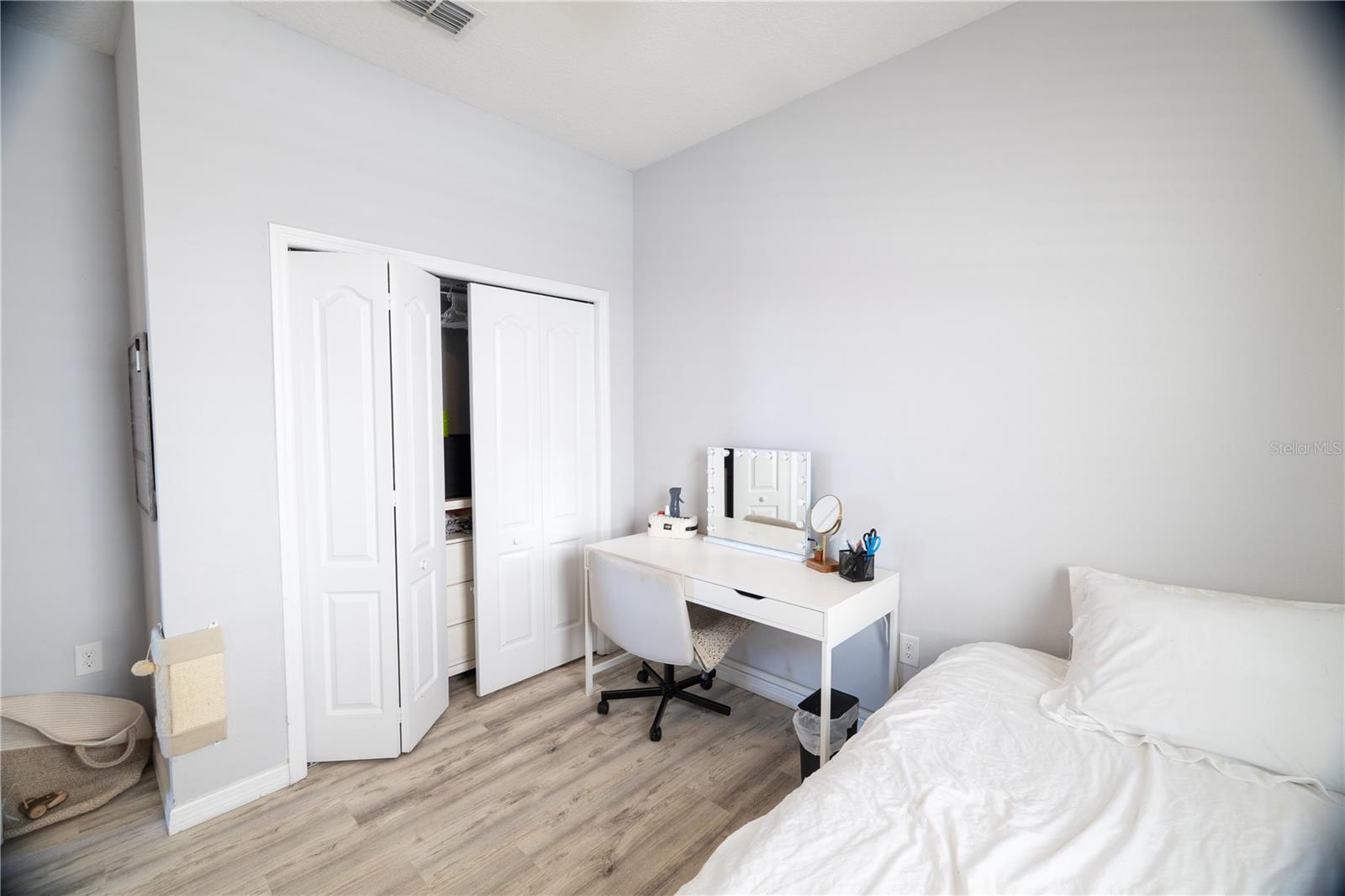 SUMMERLAKE - Residential