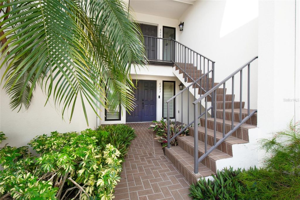 Photo of 6202 Masters Boulevard #102, Orlando, FL 32819 (MLS # O6426878)