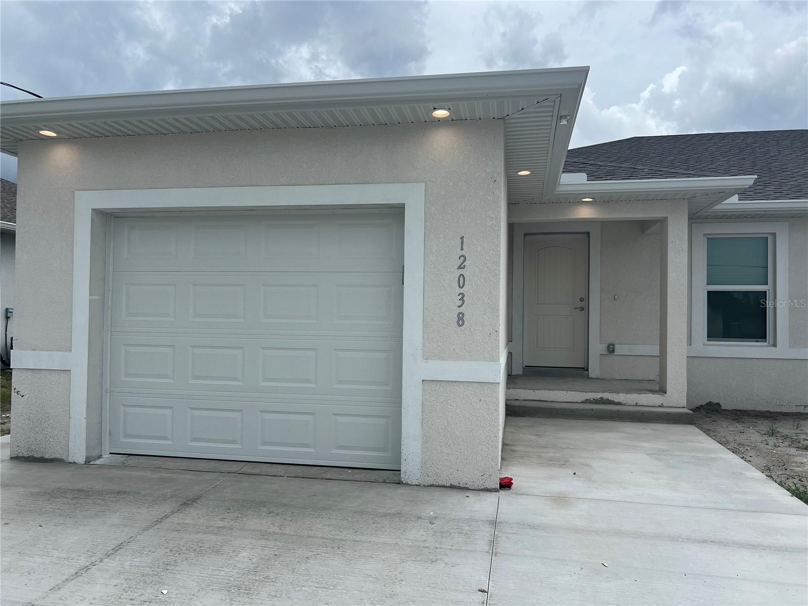 PORT CHARLOTTE SEC 072 - Residential Lease