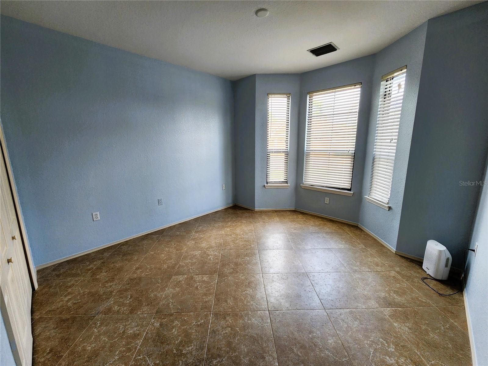 GRAND BELLAGIO AT BAYWATCH CONDO THE - Residential