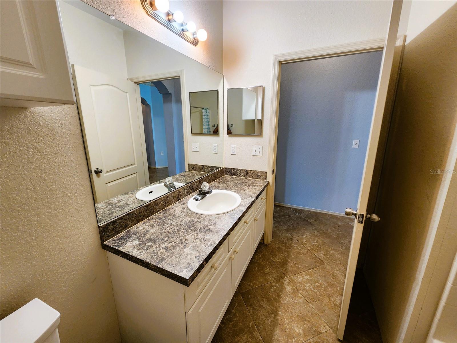 GRAND BELLAGIO AT BAYWATCH CONDO THE - Residential