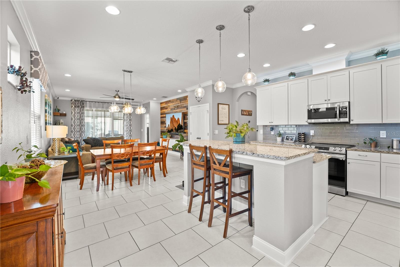 NARCOOSSEE VILLAGE PH 2 - Residential