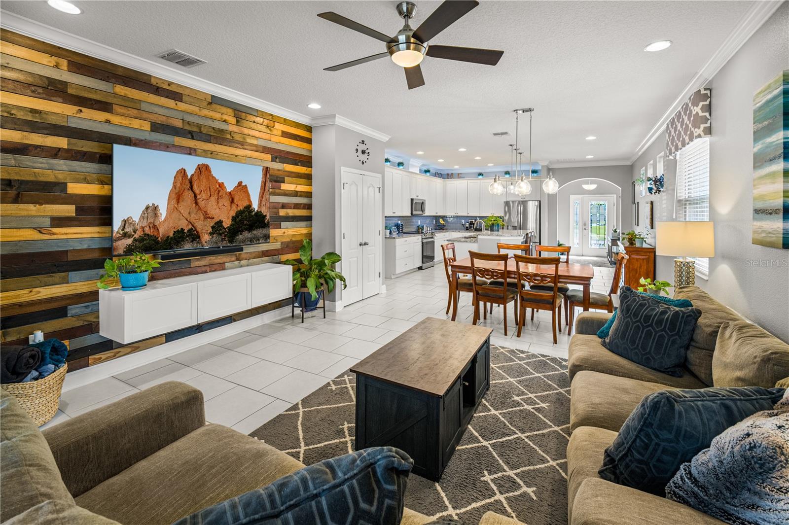 NARCOOSSEE VILLAGE PH 2 - Residential