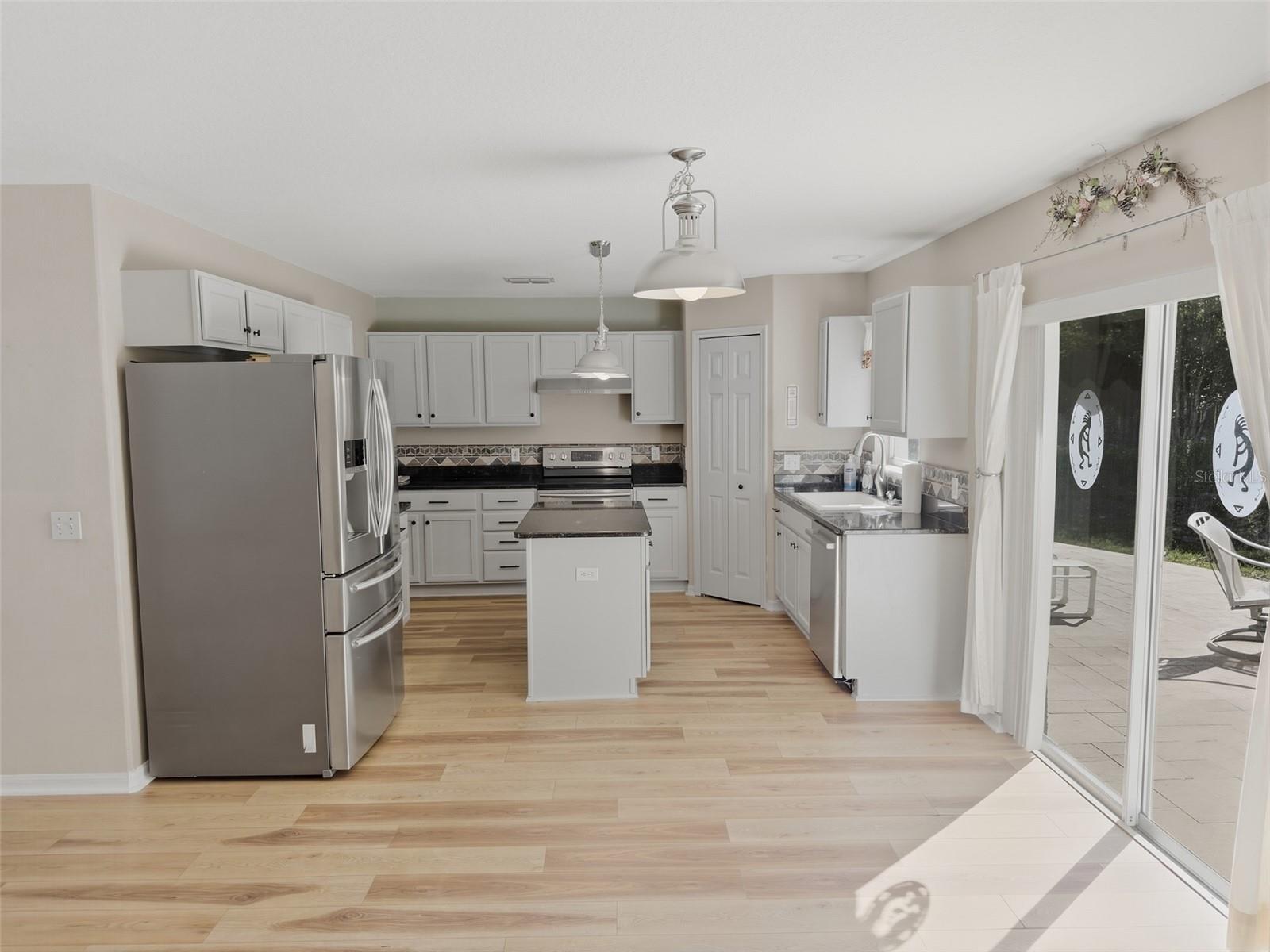 SPRING HILL - Residential