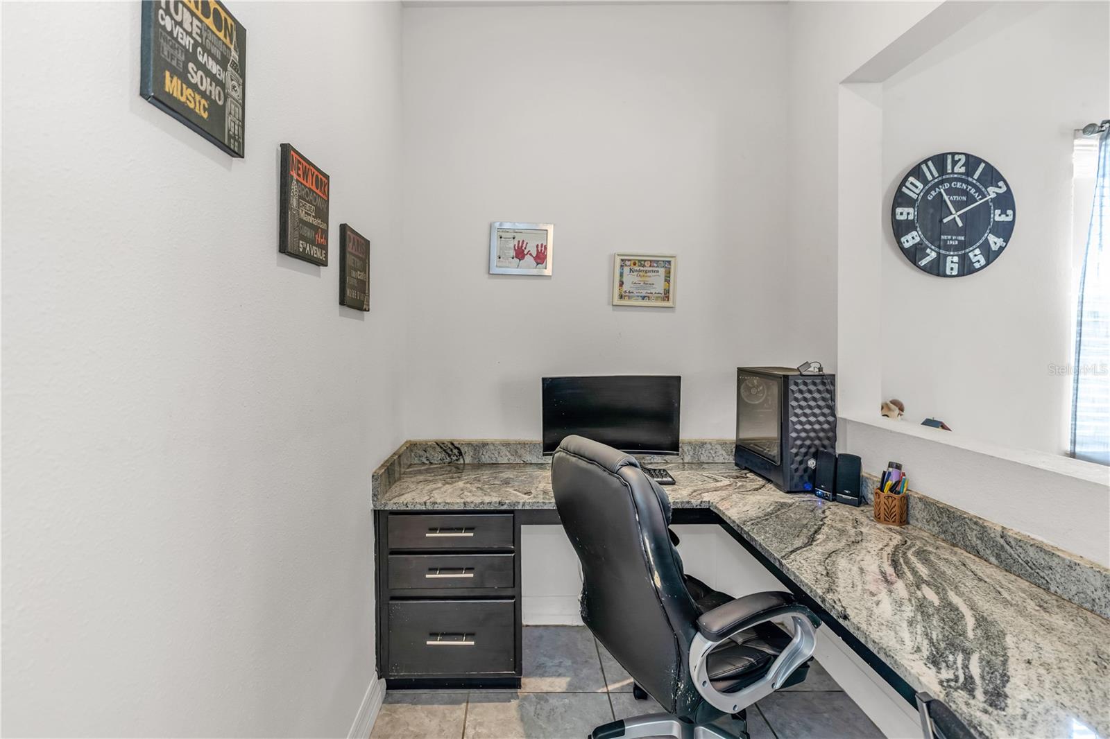 LAKE EMMA SOUND - Residential