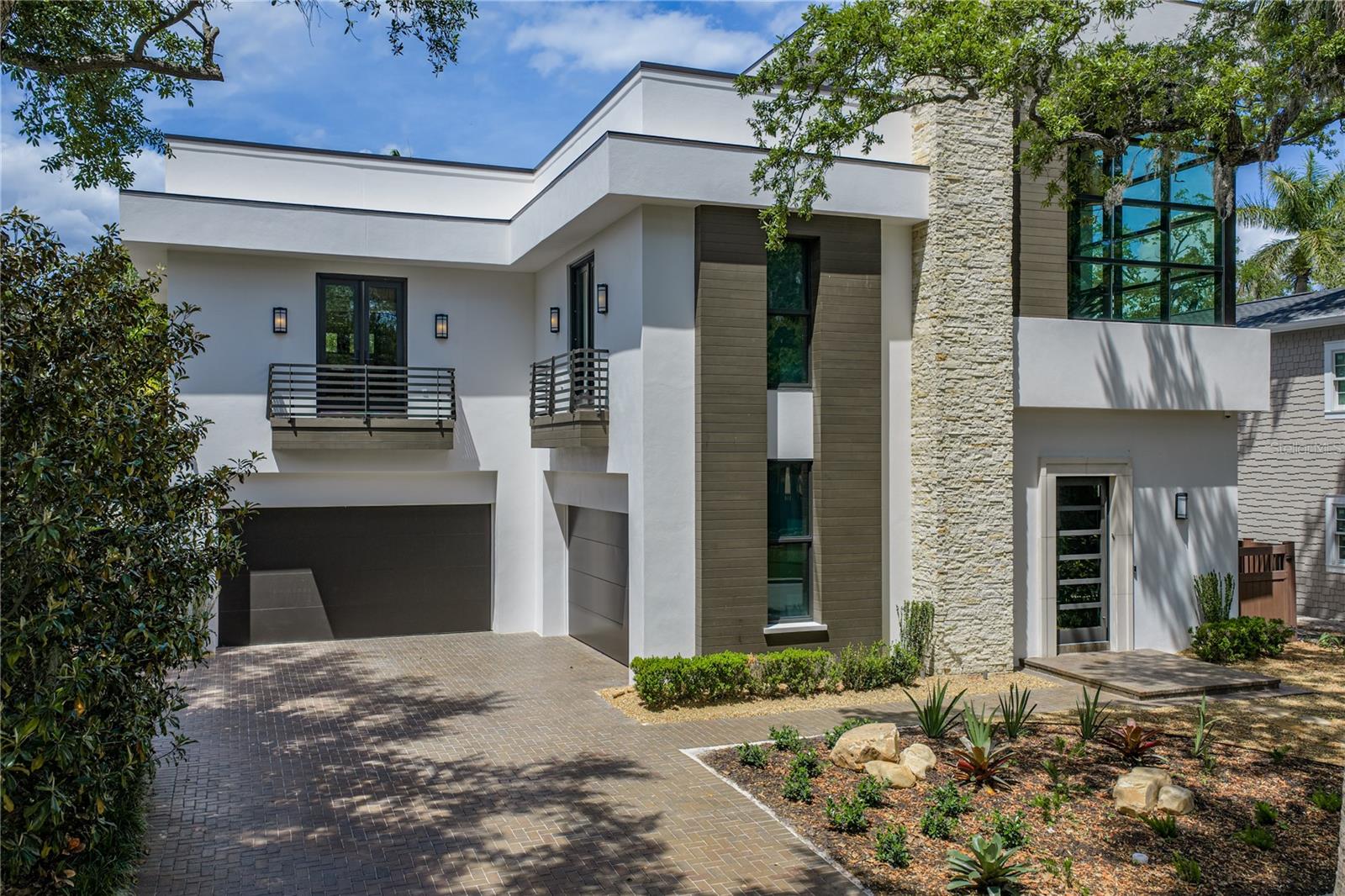 VILLA ROSA PARK - Residential