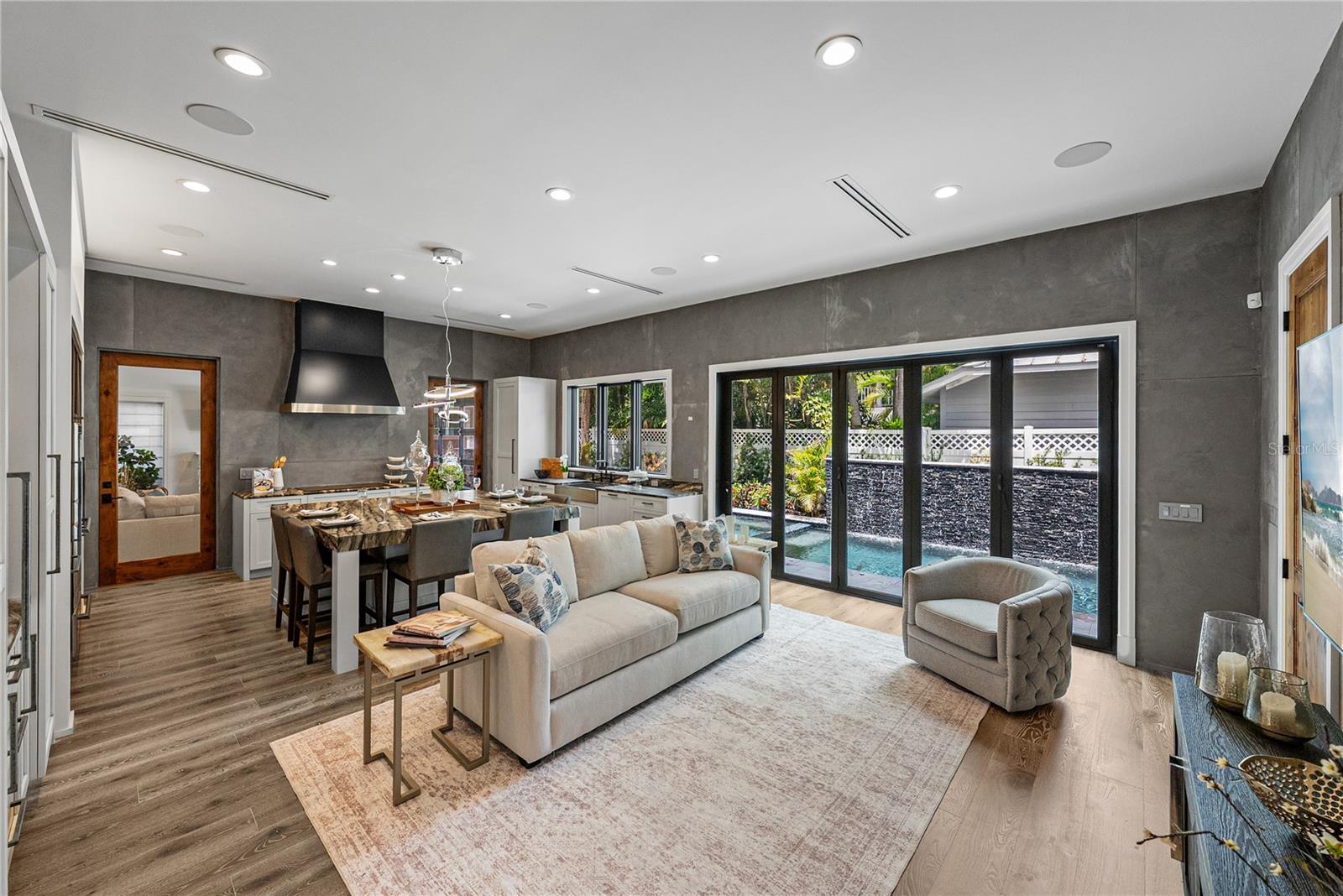 VILLA ROSA PARK - Residential