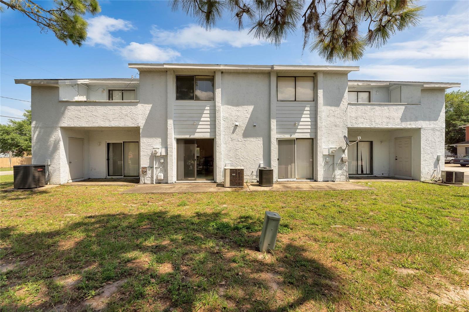 BUENAVENTURA LAKES UNIT 01 - Residential Lease