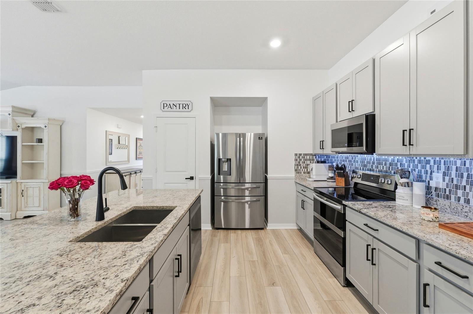 PARKSIDE - Residential