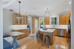 POS SUB OF BLKS G & H - Residential Lease