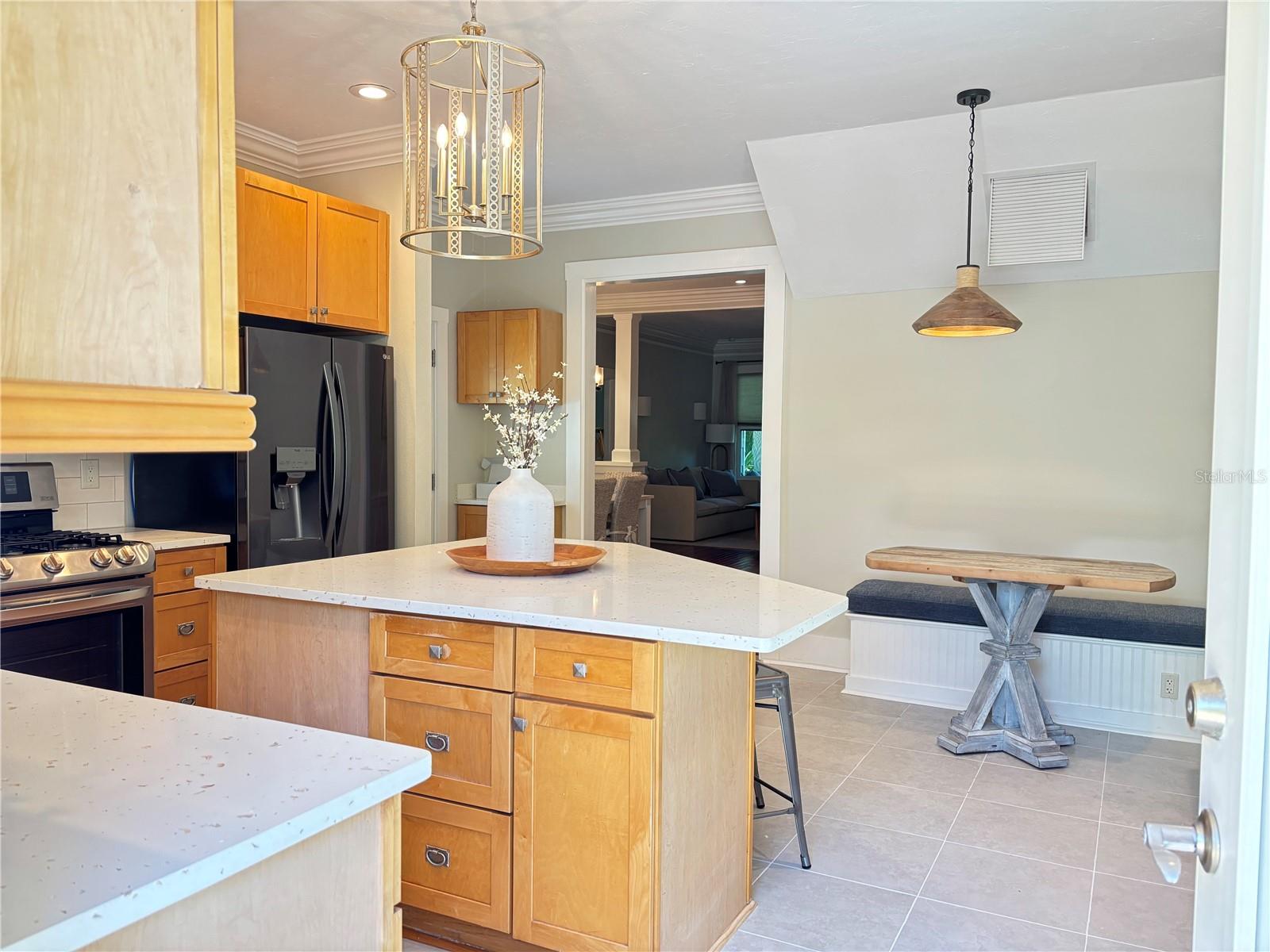 POS SUB OF BLKS G & H - Residential Lease