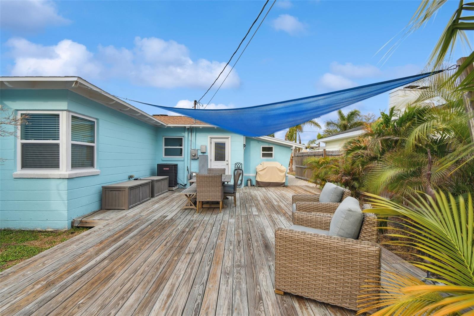 LONE PALM BEACH 4TH ADD - Residential