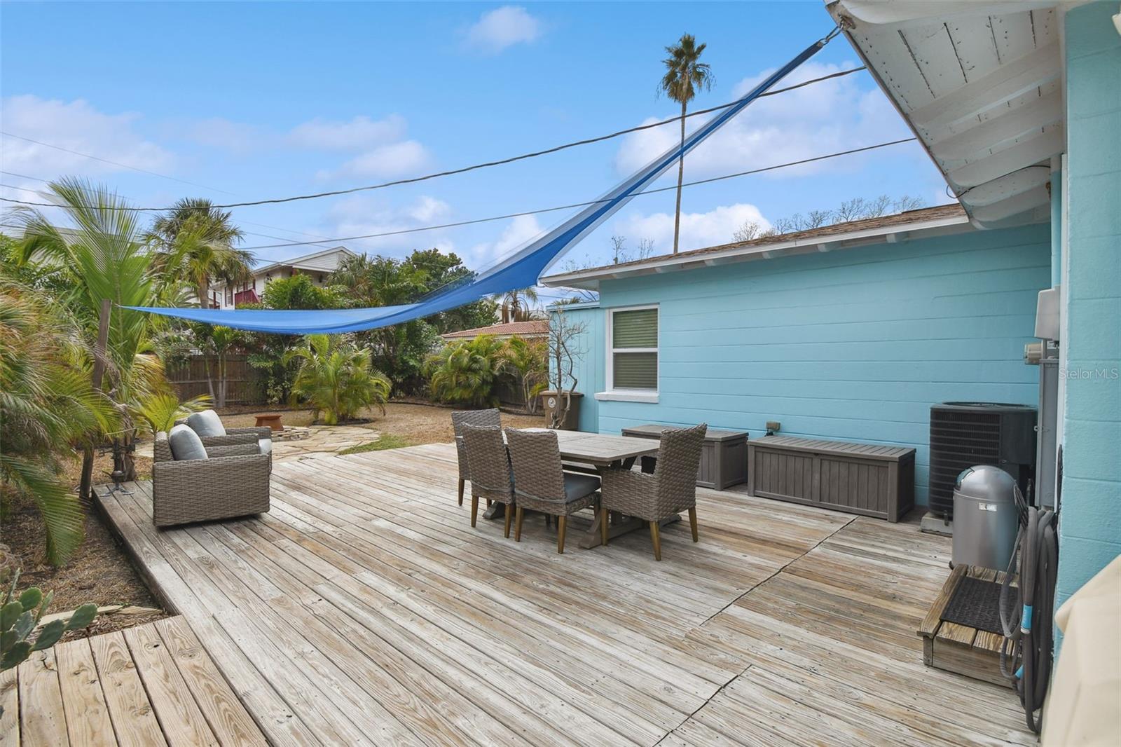 LONE PALM BEACH 4TH ADD - Residential