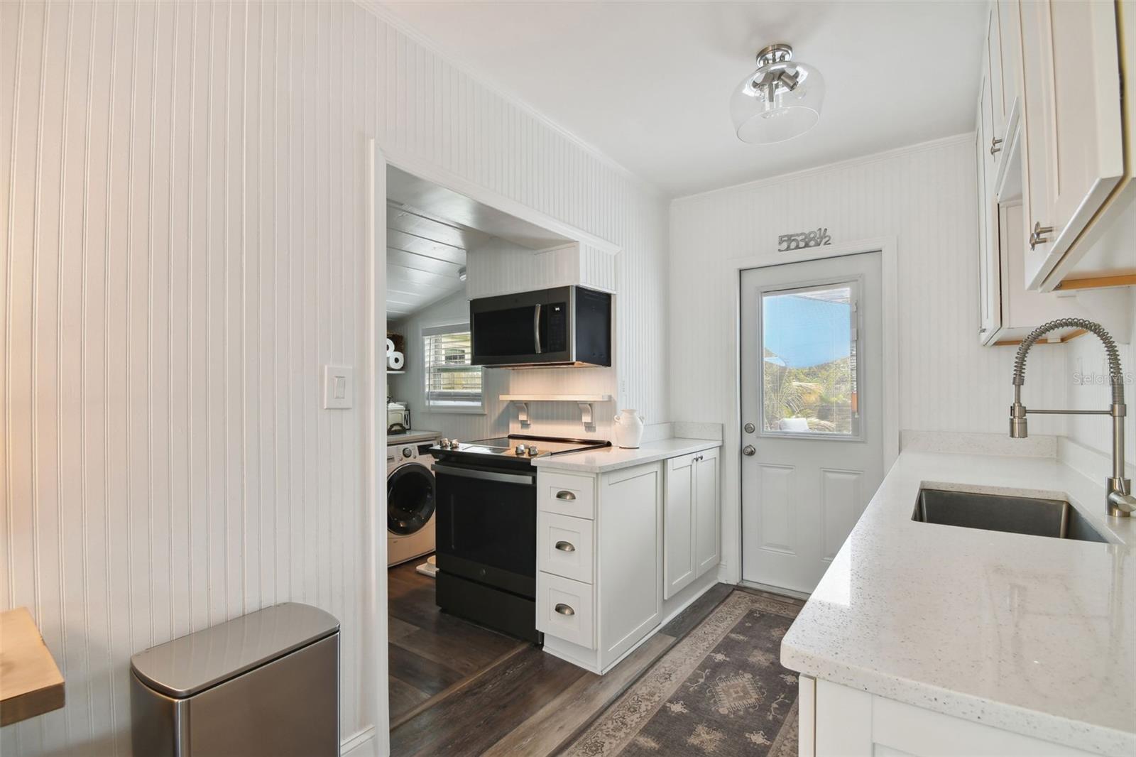 LONE PALM BEACH 4TH ADD - Residential