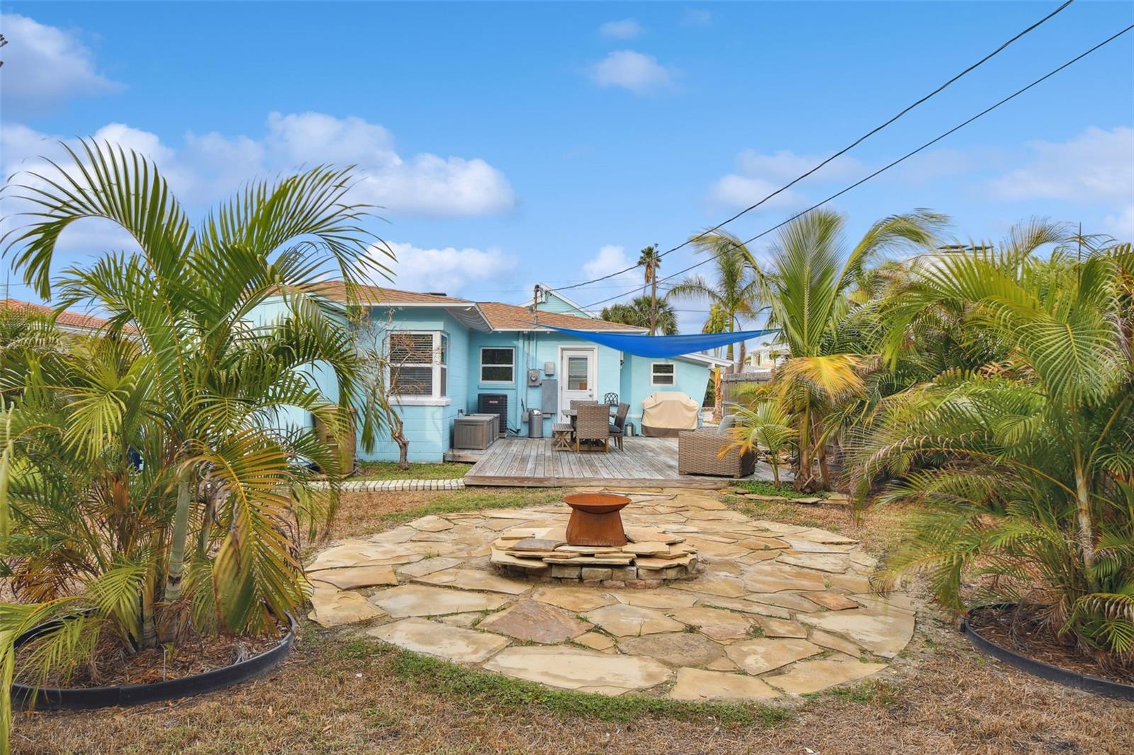 LONE PALM BEACH 4TH ADD - Residential