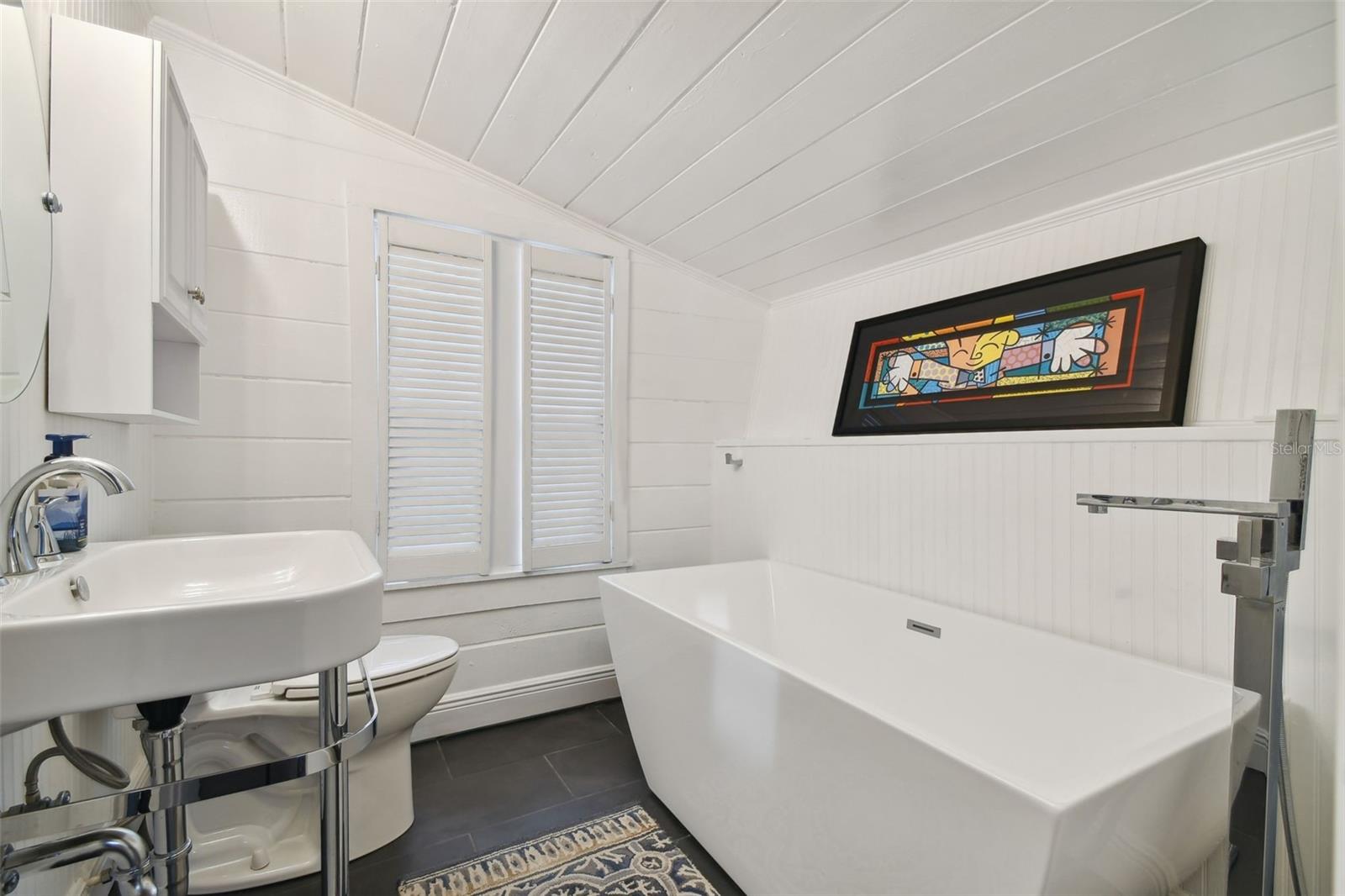 LONE PALM BEACH 4TH ADD - Residential