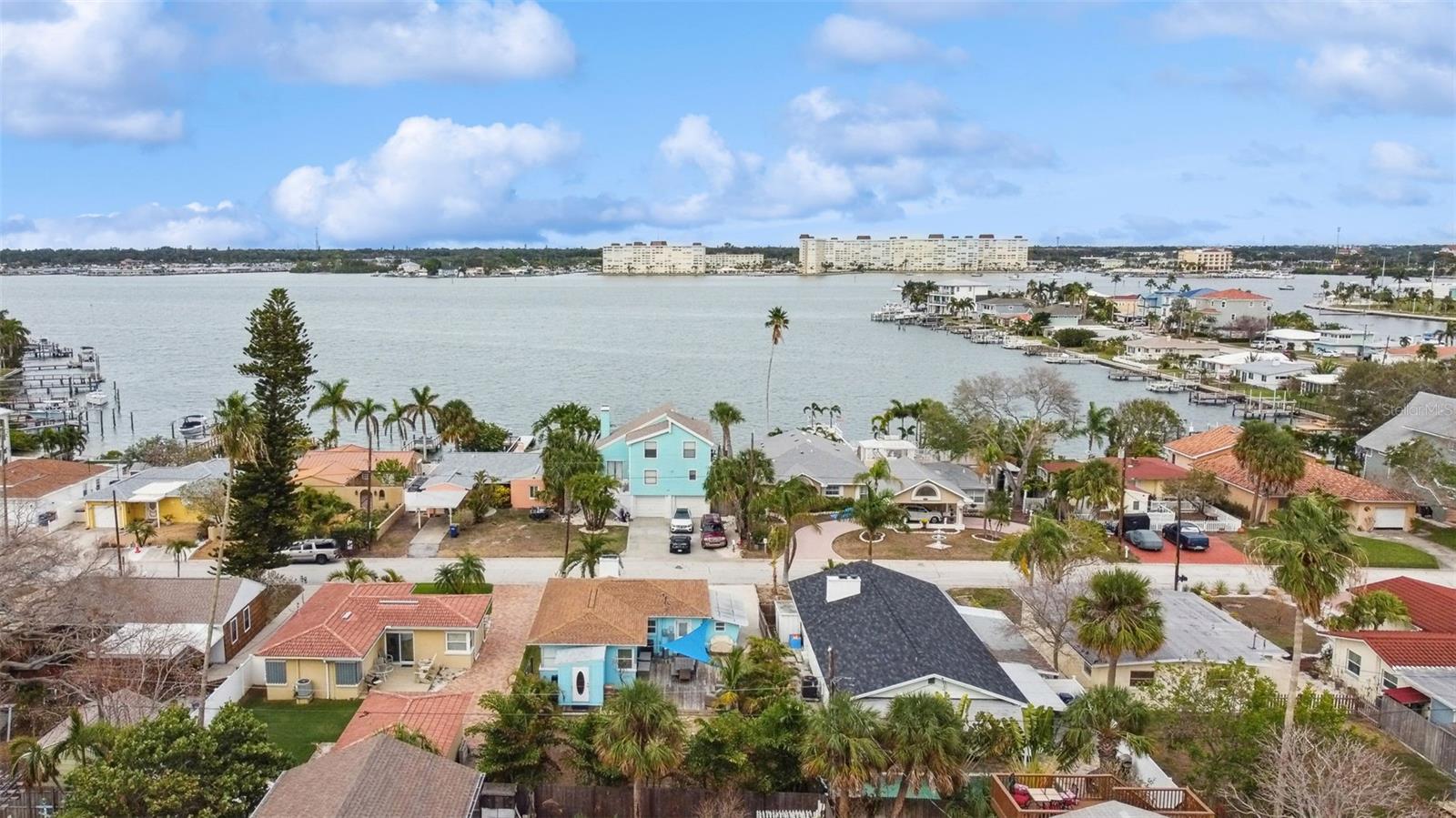 LONE PALM BEACH 4TH ADD - Residential