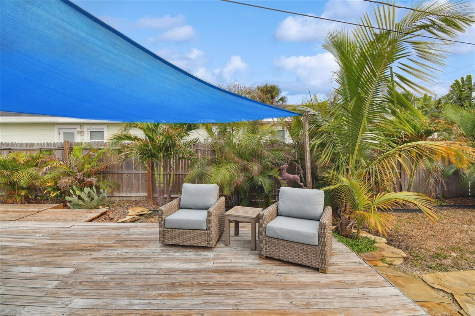 LONE PALM BEACH 4TH ADD - Residential