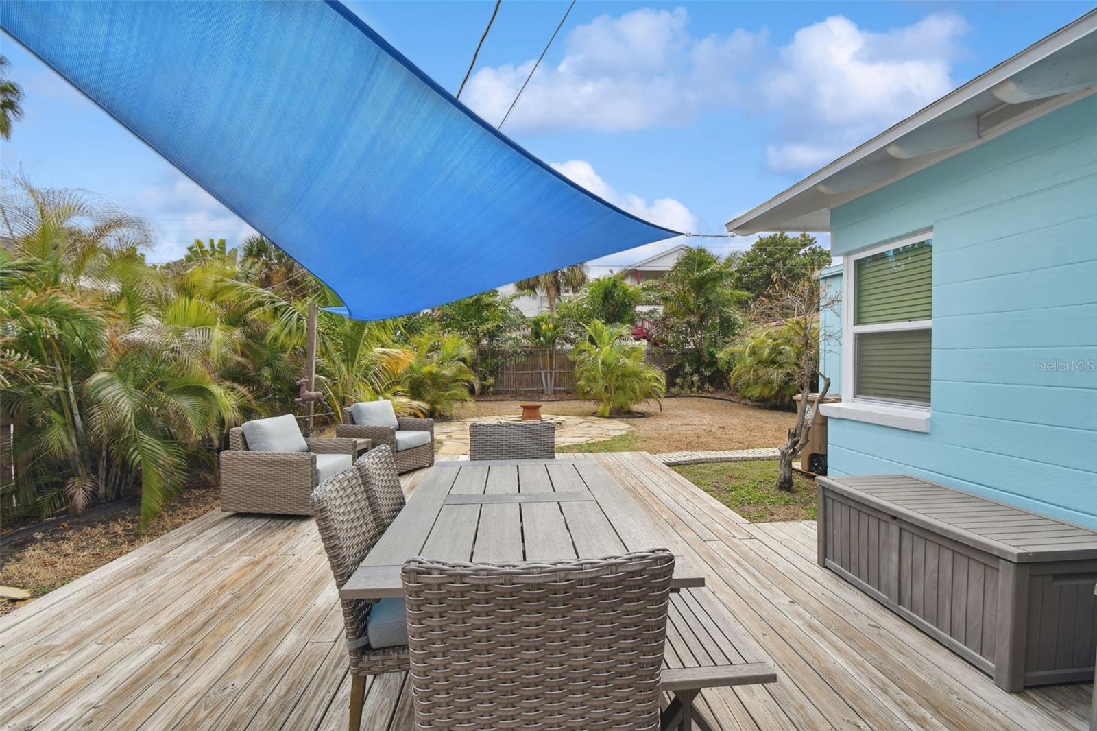 LONE PALM BEACH 4TH ADD - Residential