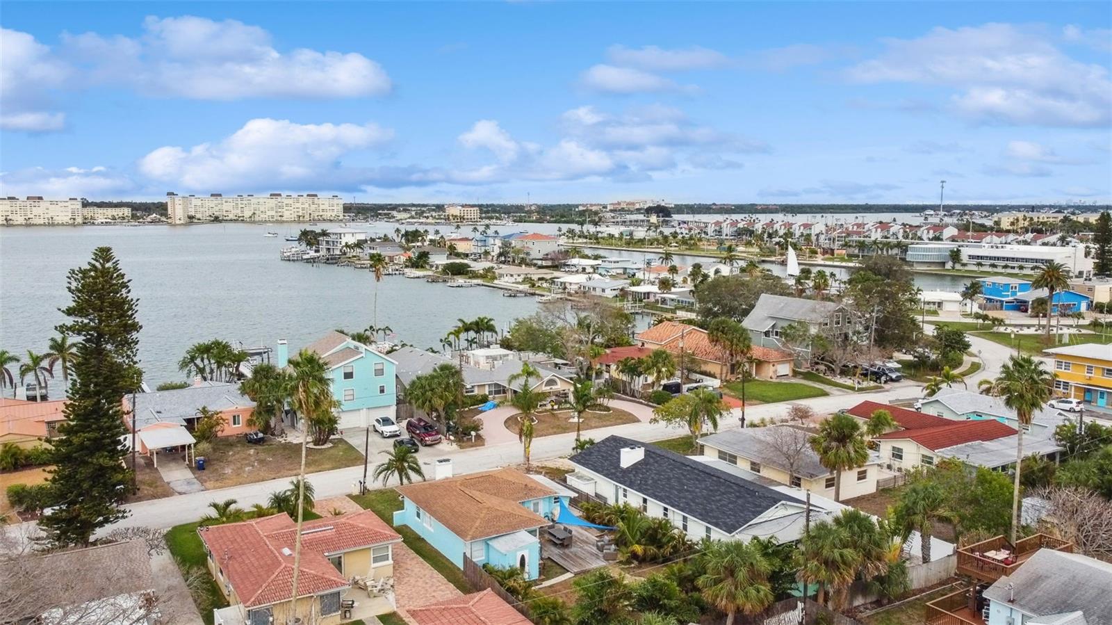 LONE PALM BEACH 4TH ADD - Residential