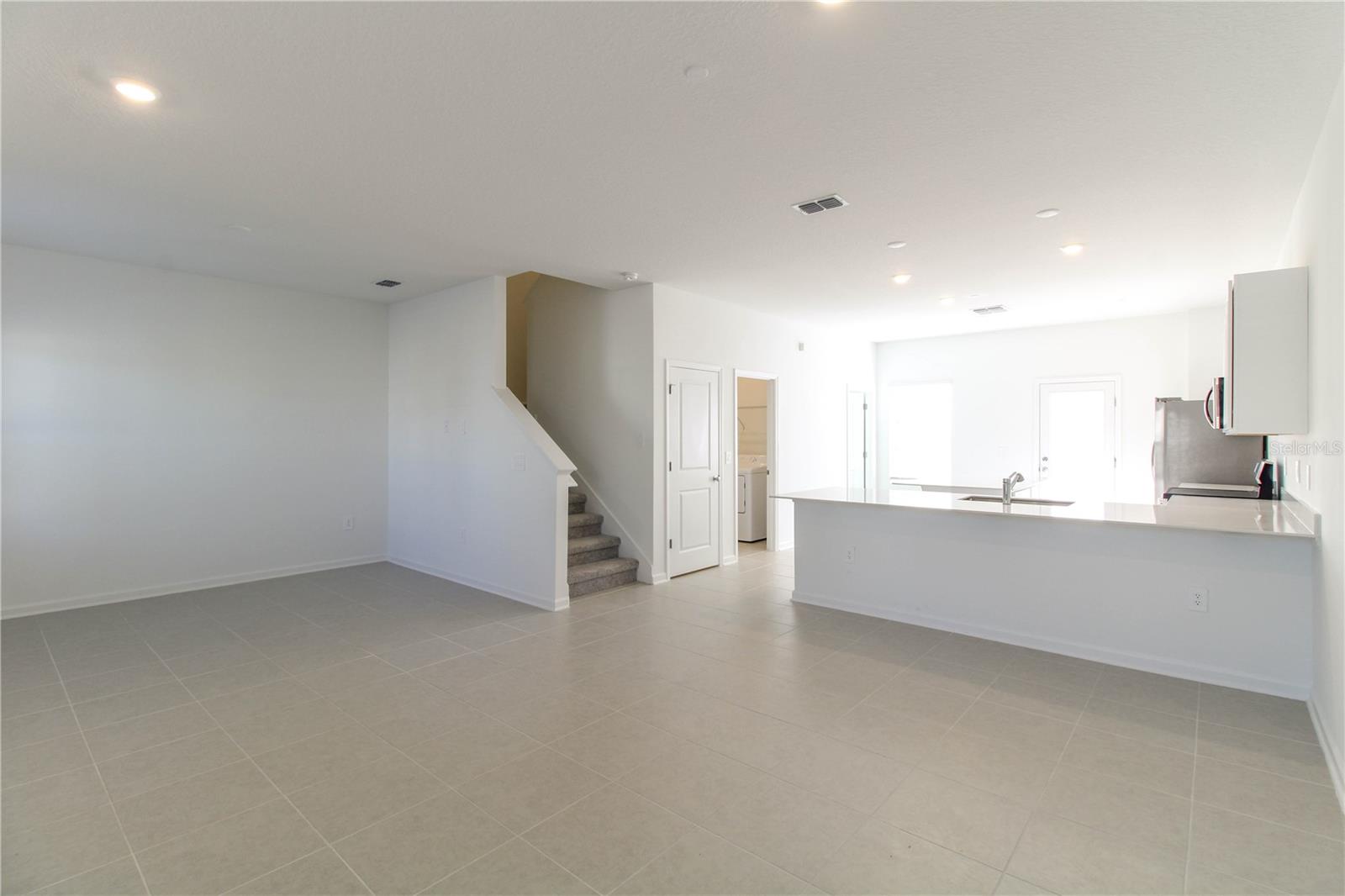 BRONSONS RIDGE 25 TH - Residential Lease