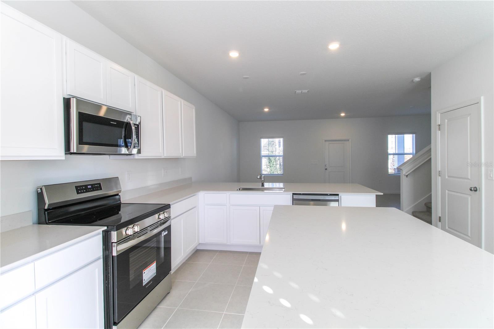 BRONSONS RIDGE 25 TH - Residential Lease