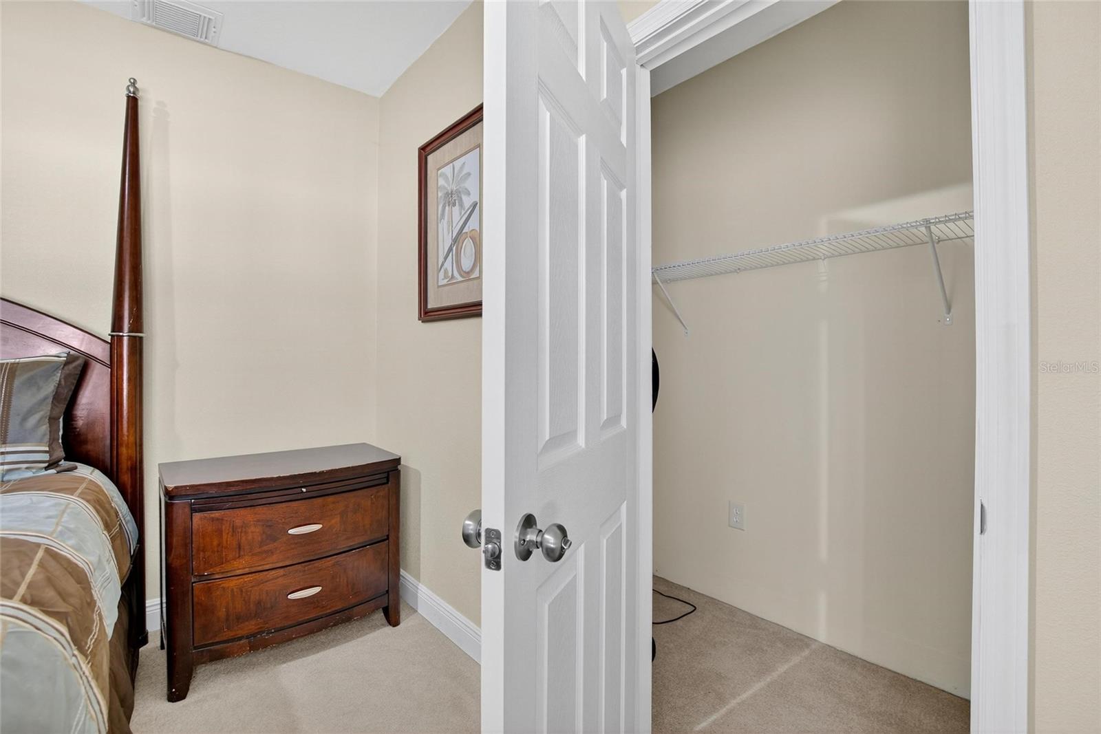 QUAIL HOLLOW VILLAGE - Residential Lease