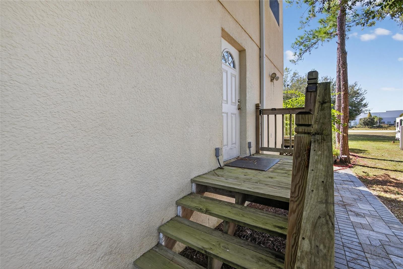 QUAIL HOLLOW VILLAGE - Residential Lease