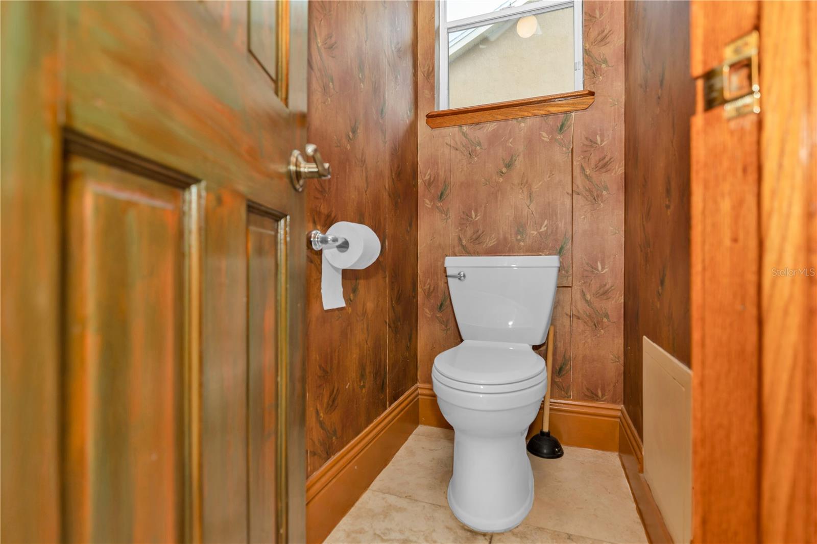 TWIN OAKS - Residential