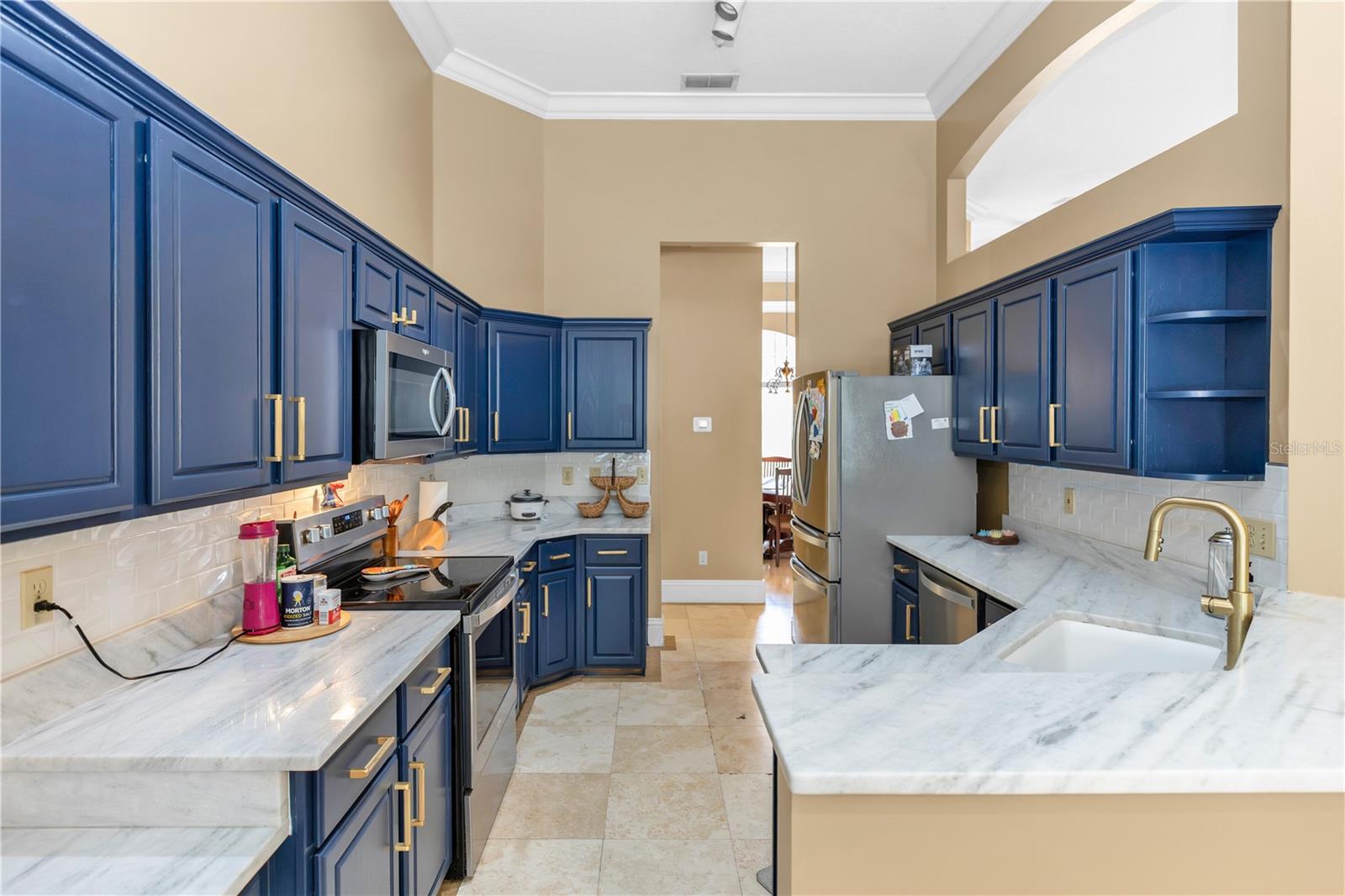 TWIN OAKS - Residential