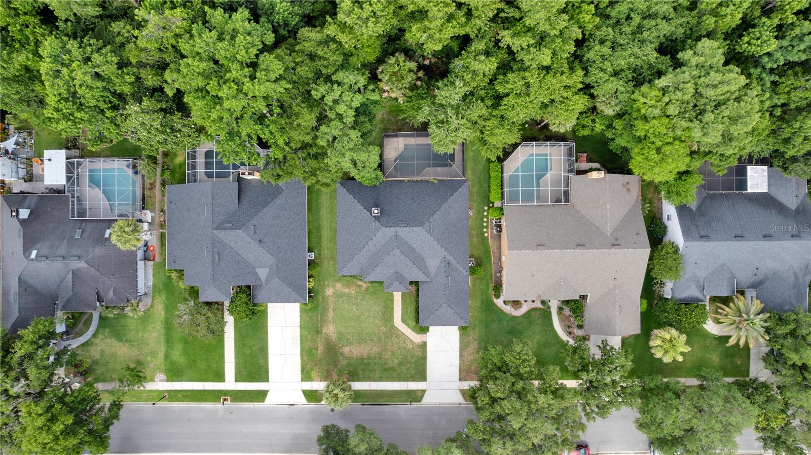 TWIN OAKS - Residential