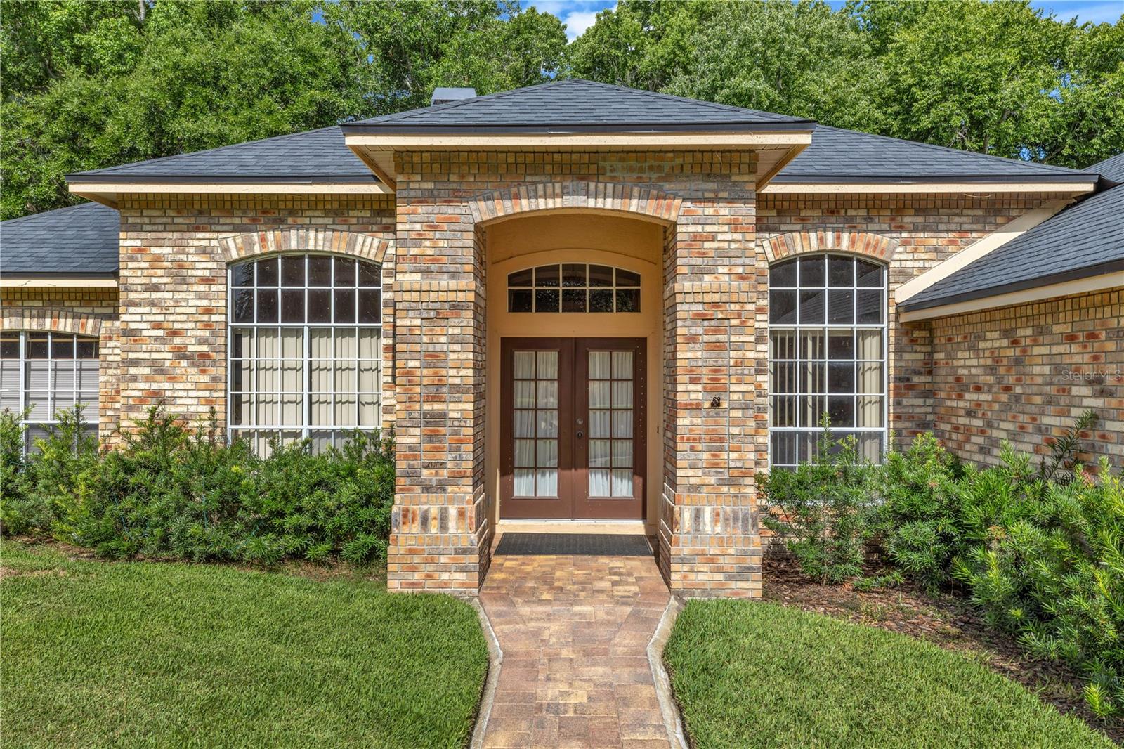 TWIN OAKS - Residential