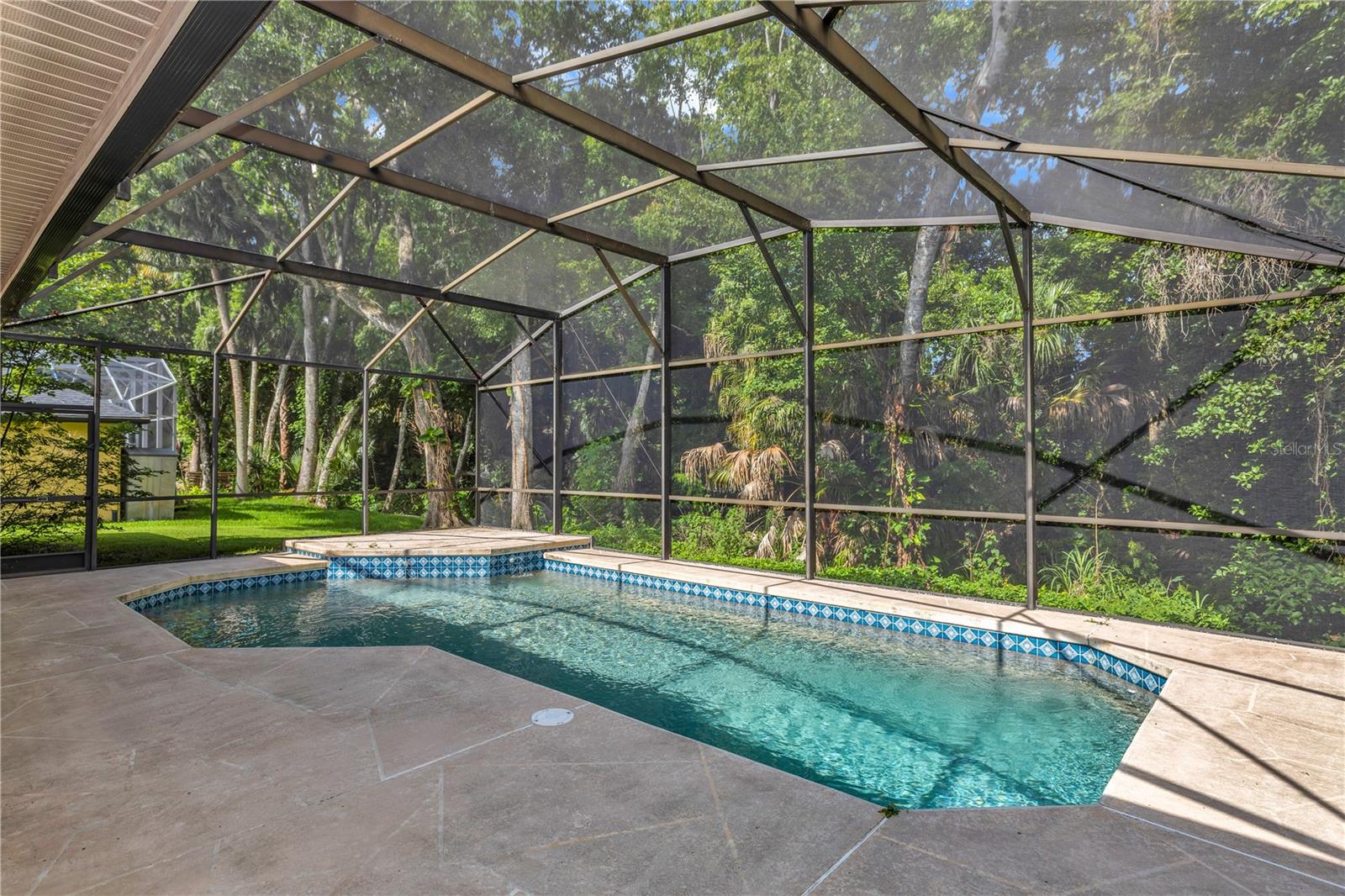 TWIN OAKS - Residential