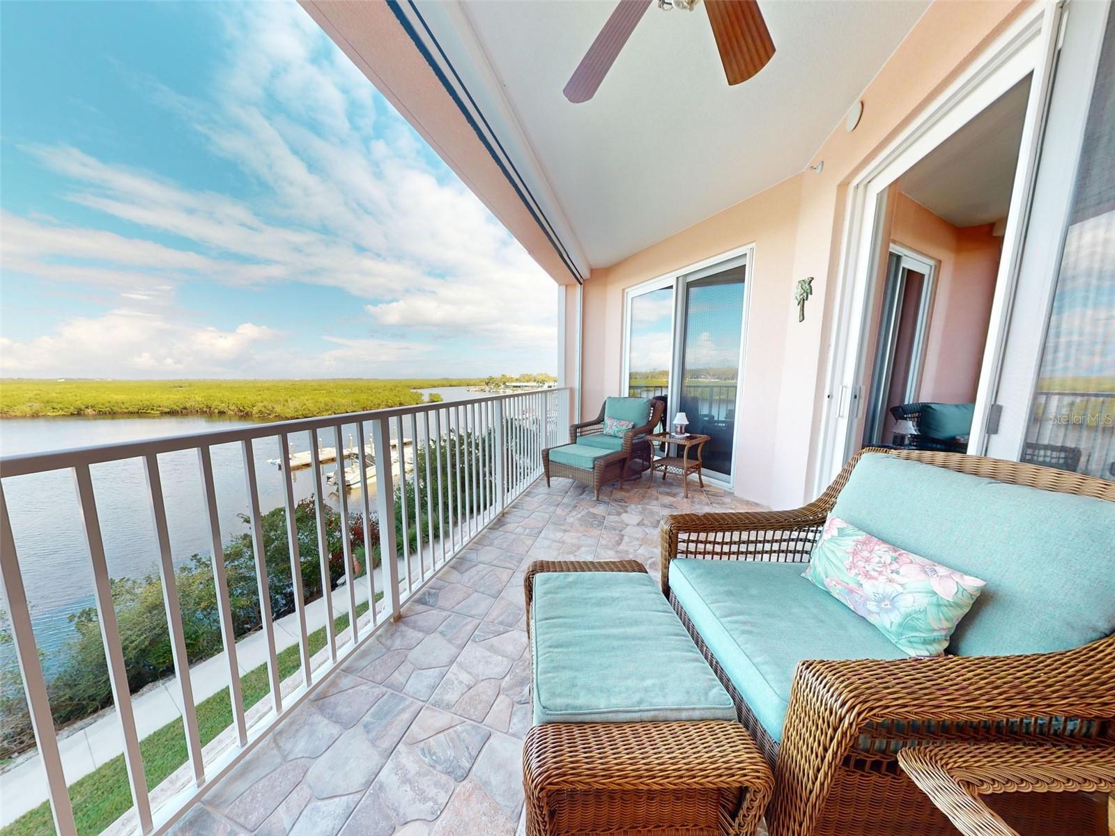 4 RIVERWALK DRIVE 304