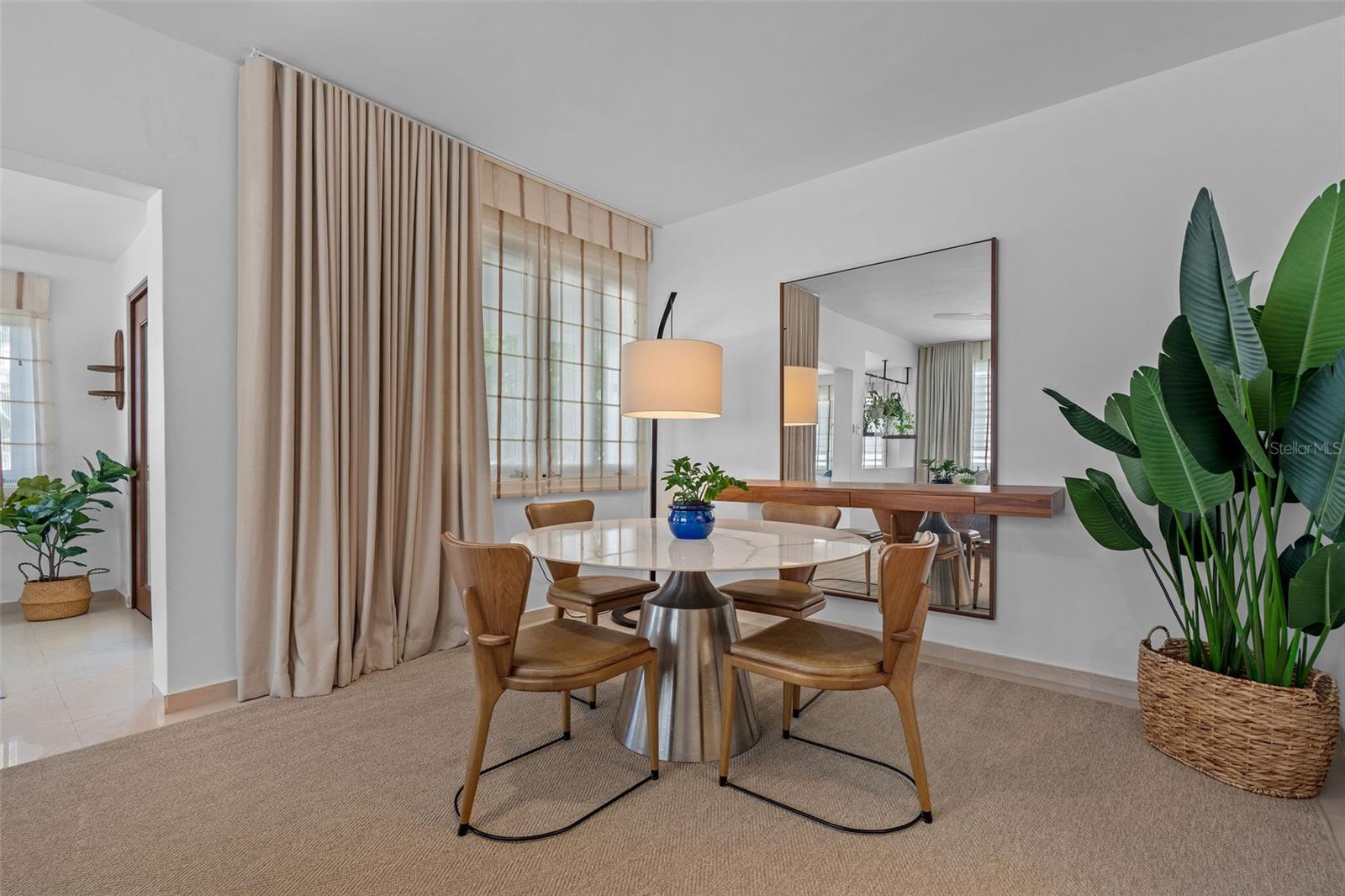 OCEAN PARK - Residential Lease