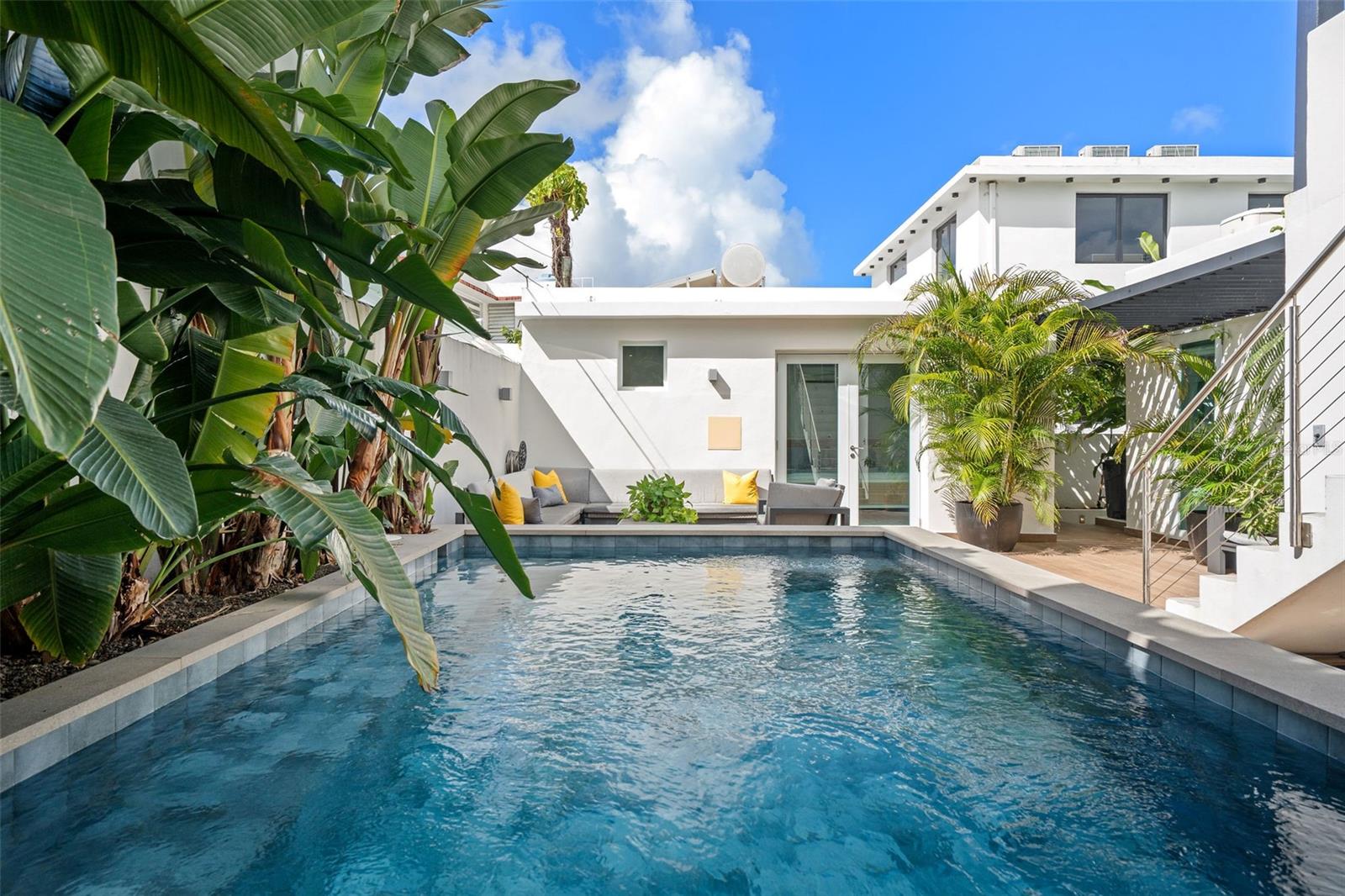 OCEAN PARK - Residential Lease