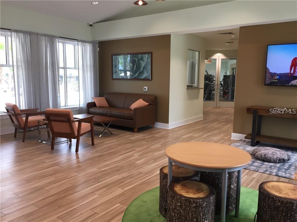 STOREY PK-PCL L - Residential Lease