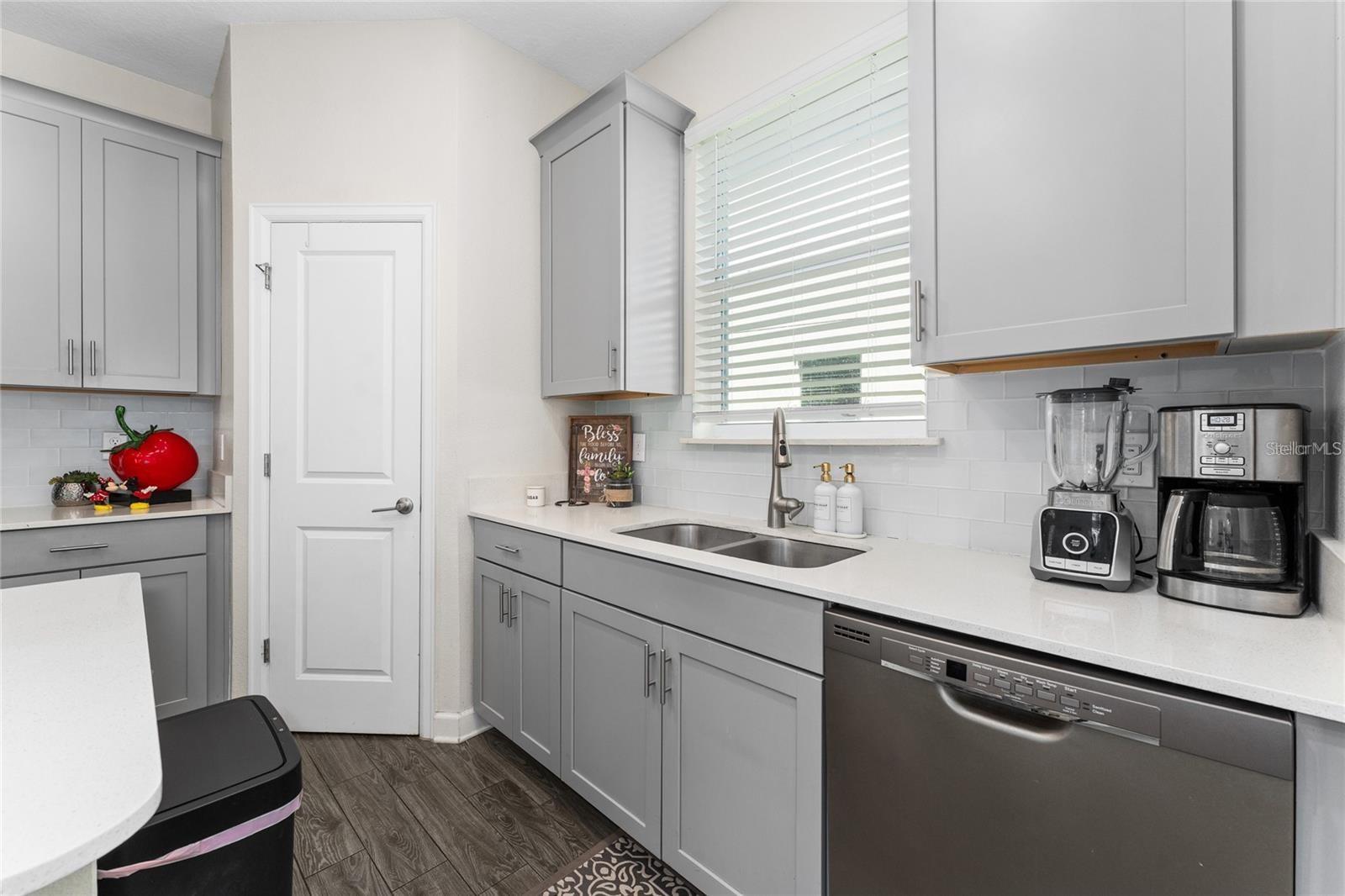 STOREY PK-PCL L - Residential Lease