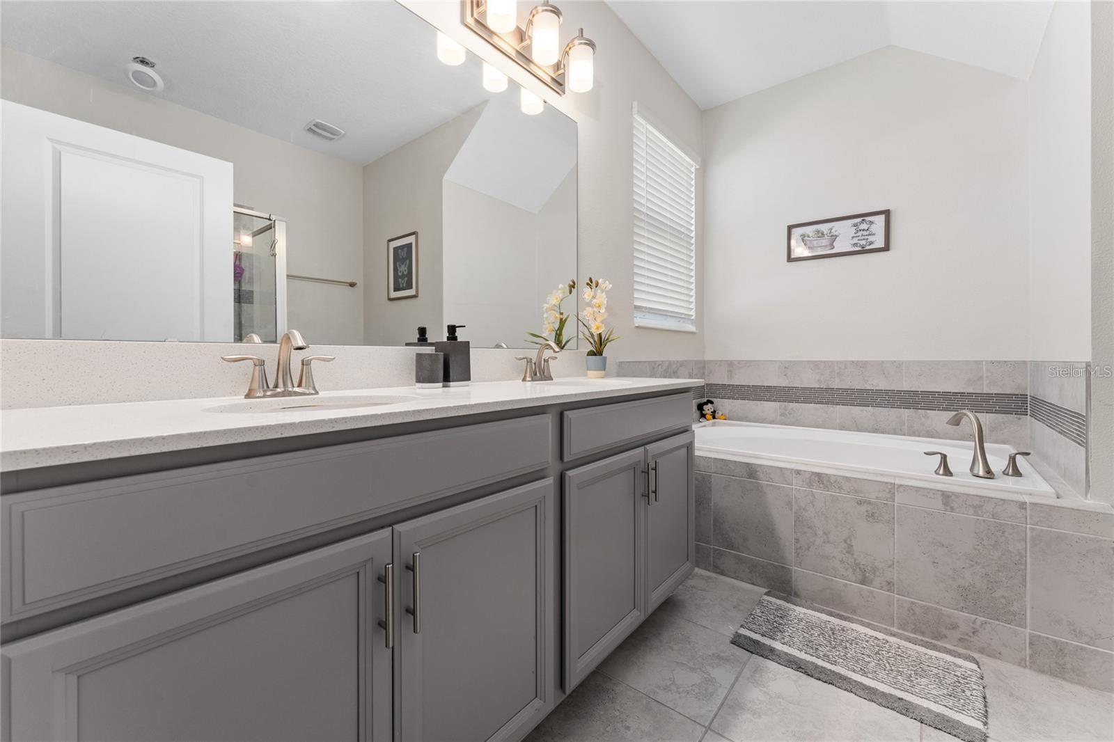 STOREY PK-PCL L - Residential Lease