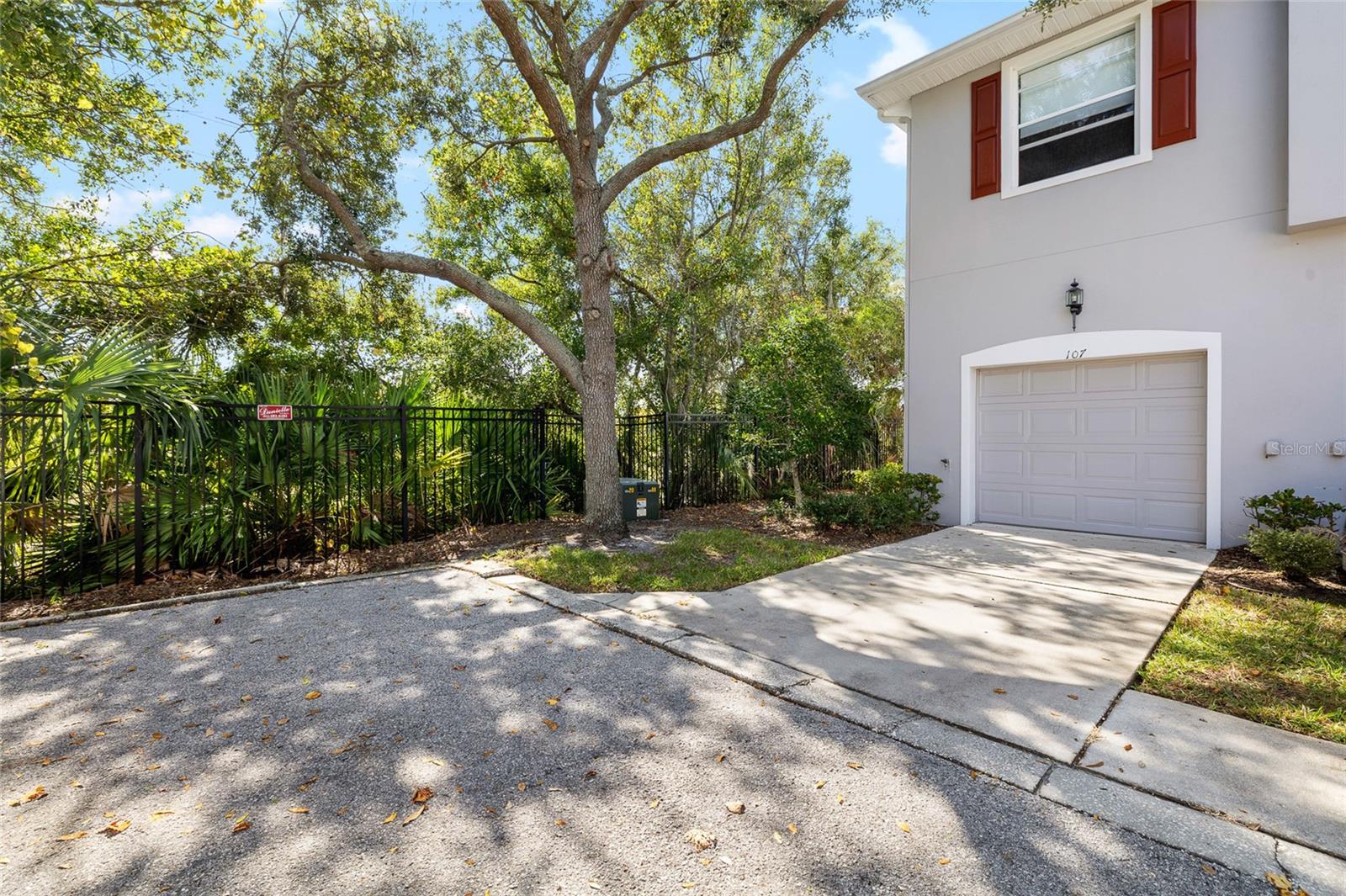 WORTHINGTON AT WEST PARK VILLA - Residential