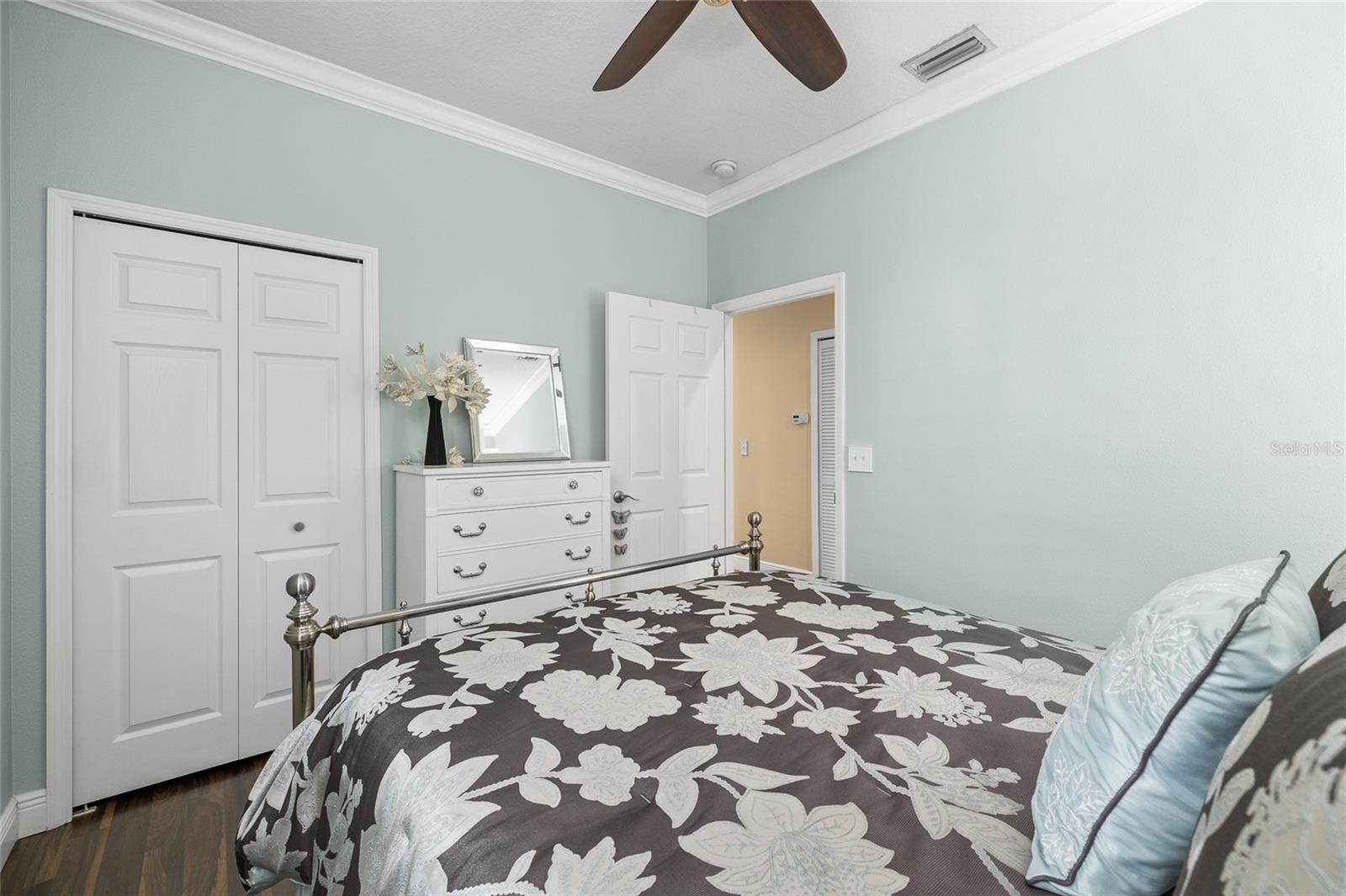 WORTHINGTON AT WEST PARK VILLA - Residential